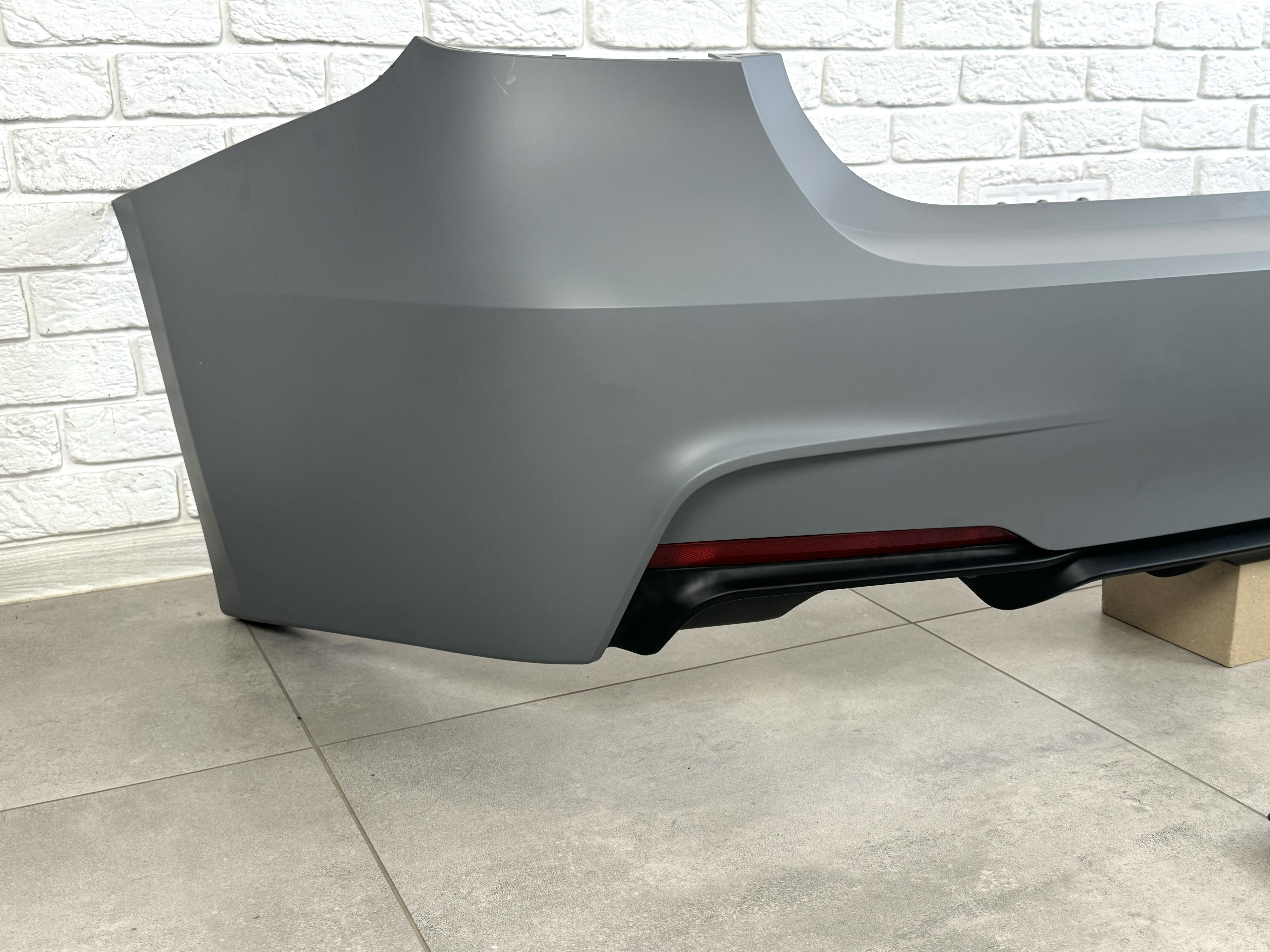 Задній бампер у зборі M Paket BMW 3 Series F30 2012-2018 БЕЗ ПАРКТРОННИКІВ 2