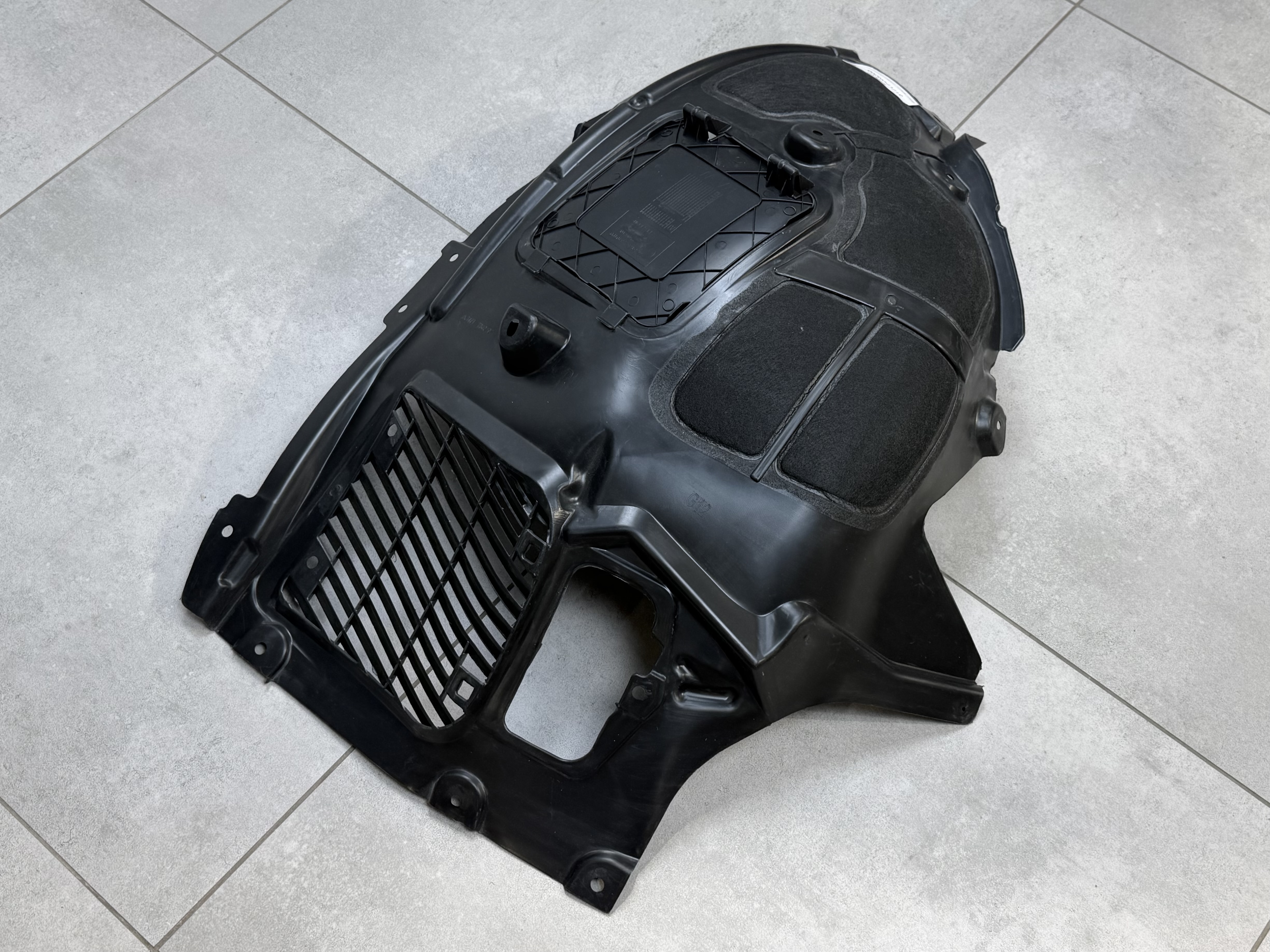 Підкрилок правий передній 51717493366 для BMW 7 series G11 G12 2015-2021 3