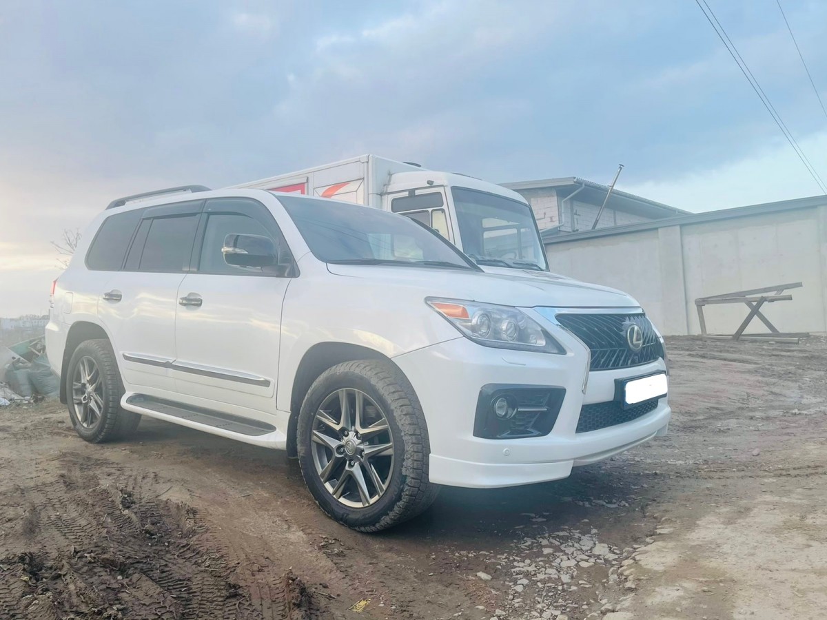 Решітка радіатора TRD Lexus LX 570 рестайлінг 2012-2015 6