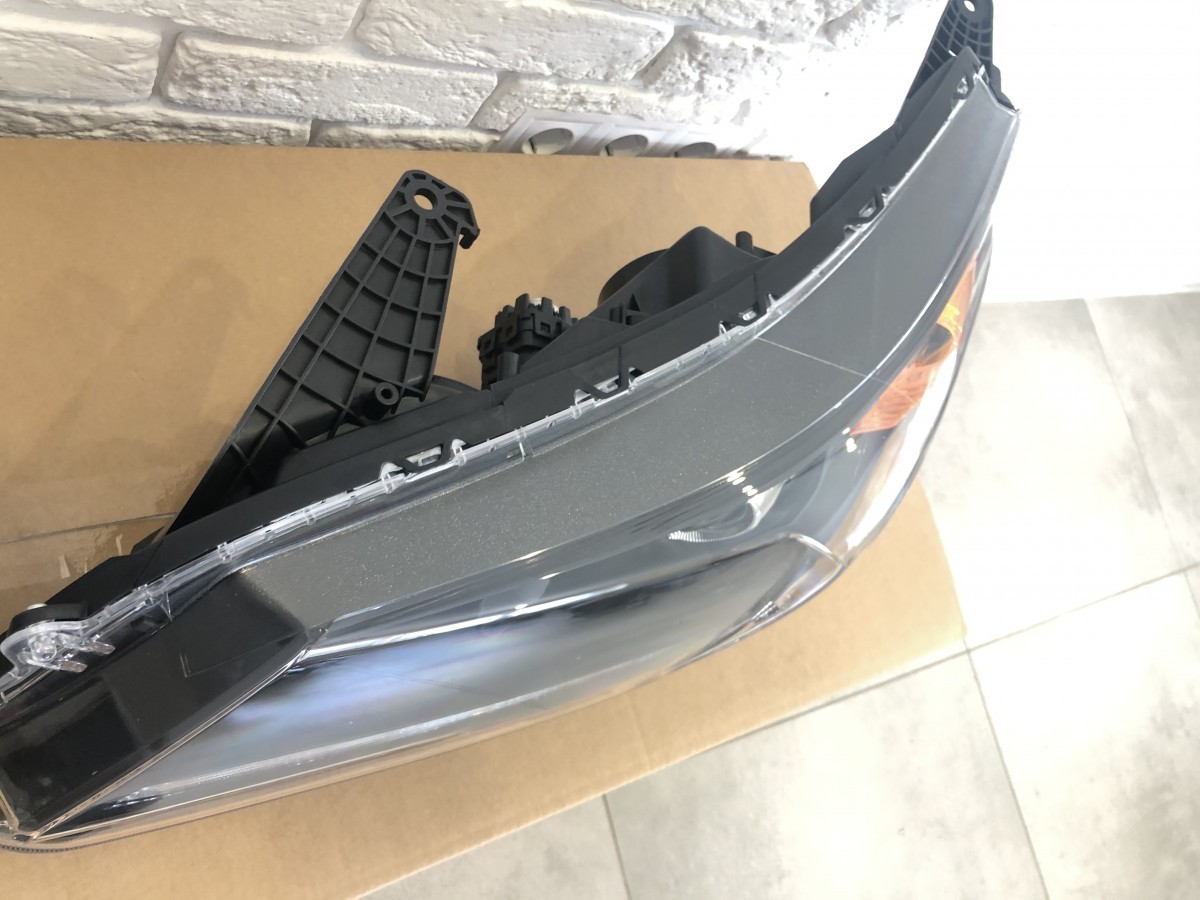 Фара ліва Honda Accord 9 2013-2015 4