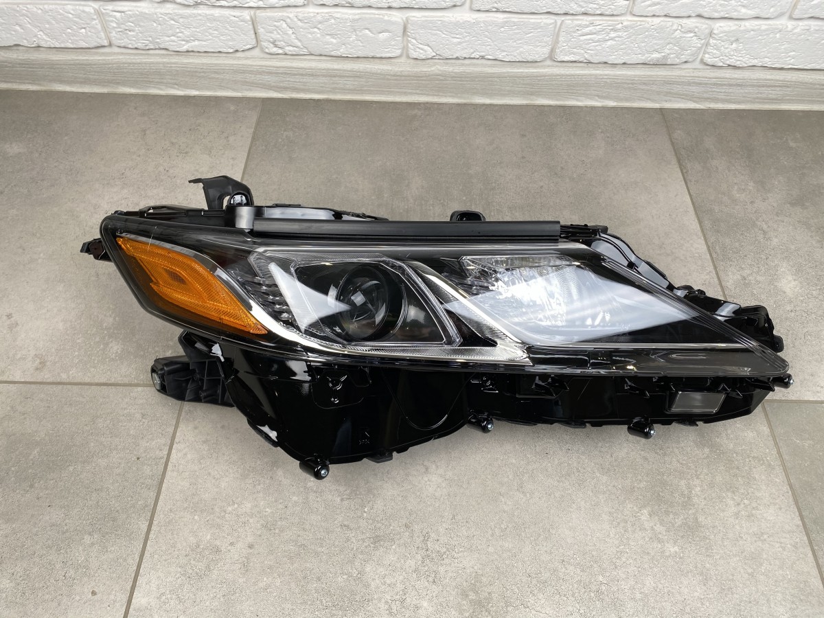 LED права фара Toyota Camry 70 LE SE USA 2017-2024 6