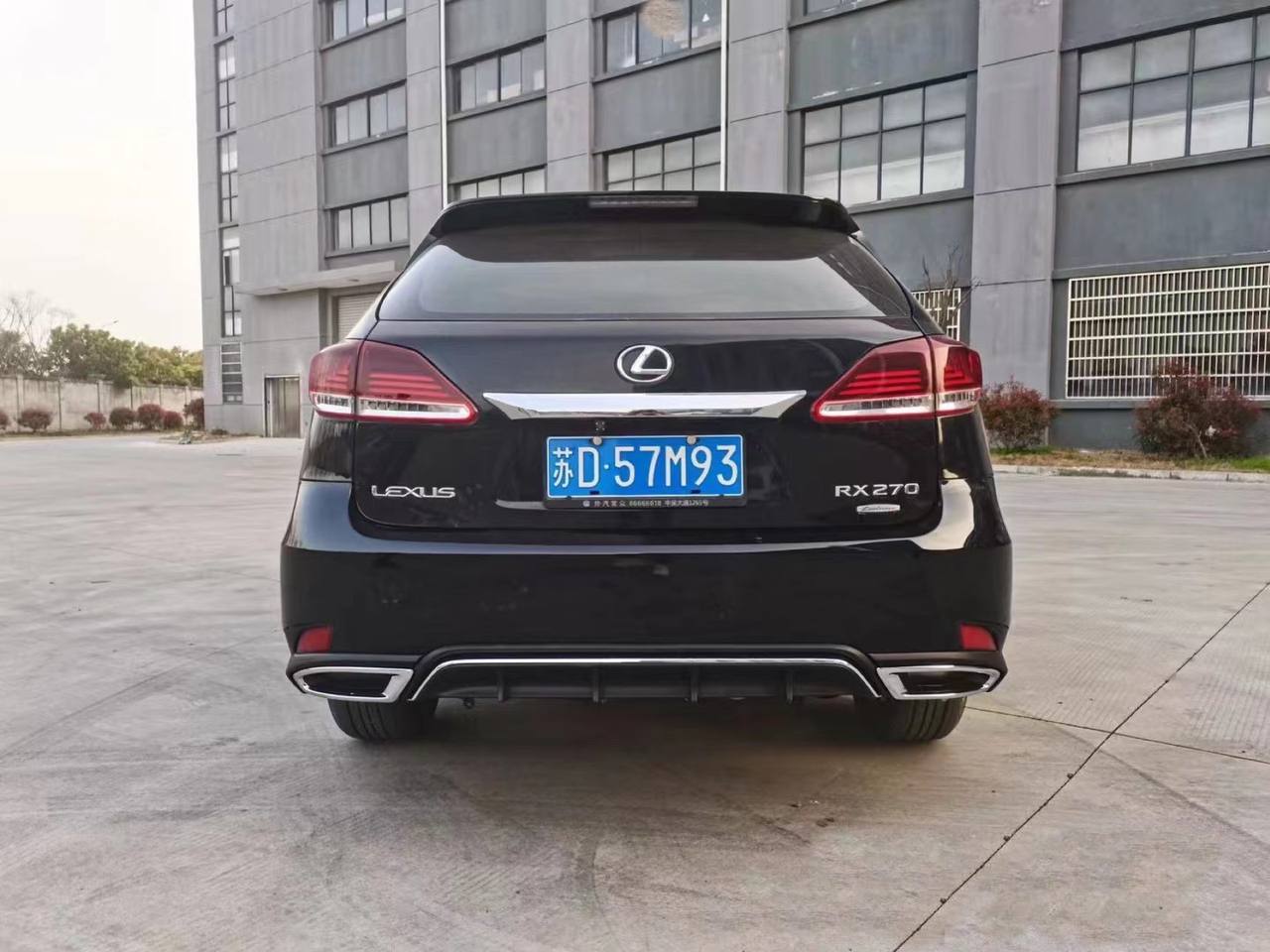 Задній бампер Lexus RX 2009-2015 у стилі 2016+ 3