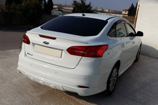 Накладка на задній бампер Sedan 2015↗ (під фарбування)