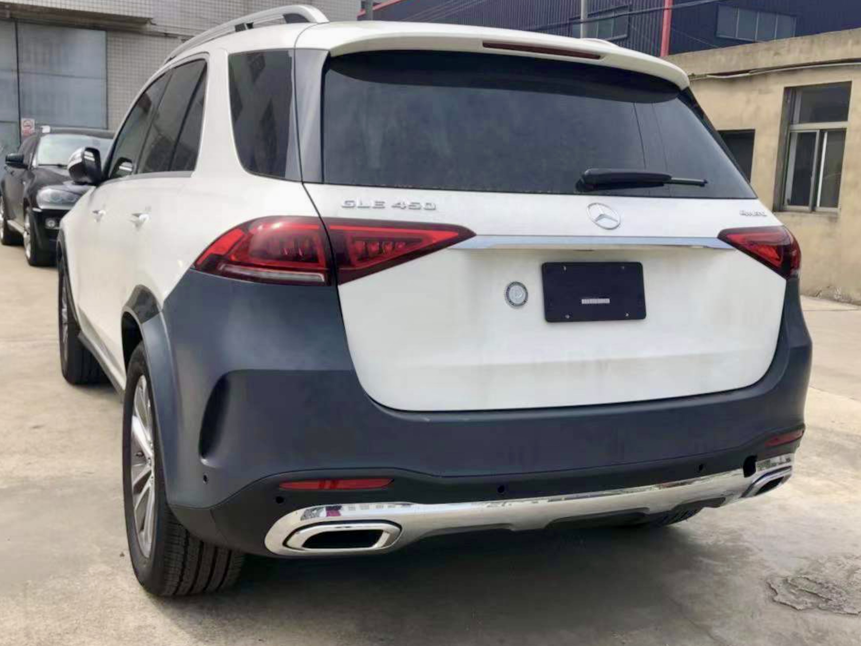 Обвіс AMG Line Mercedes GLE V167 2019-2022 (решітка, передній / задній бампера) 5