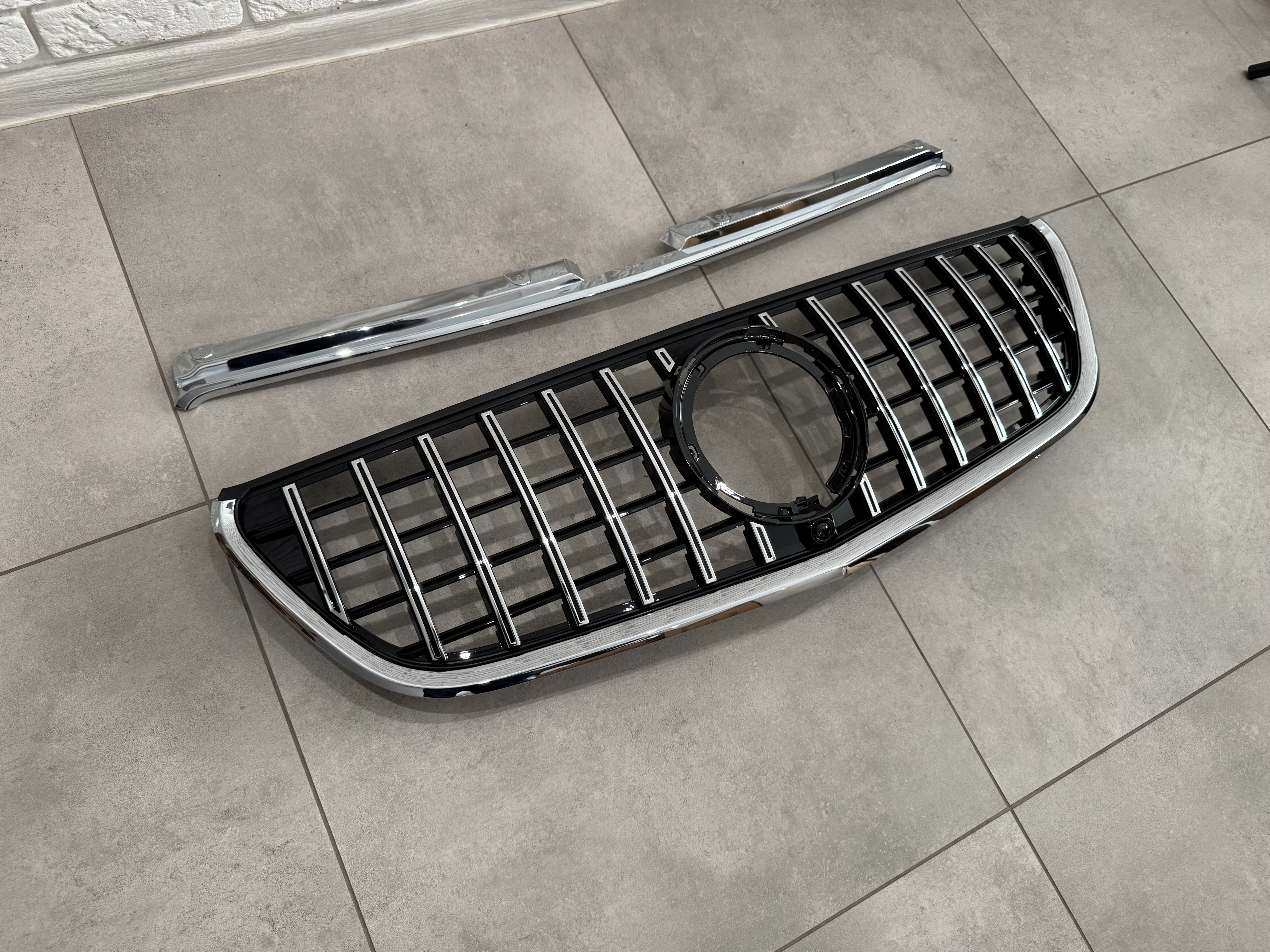 Решітка радіатора GT CHROME Mercedes Benz Vito W447 2020-2023 6