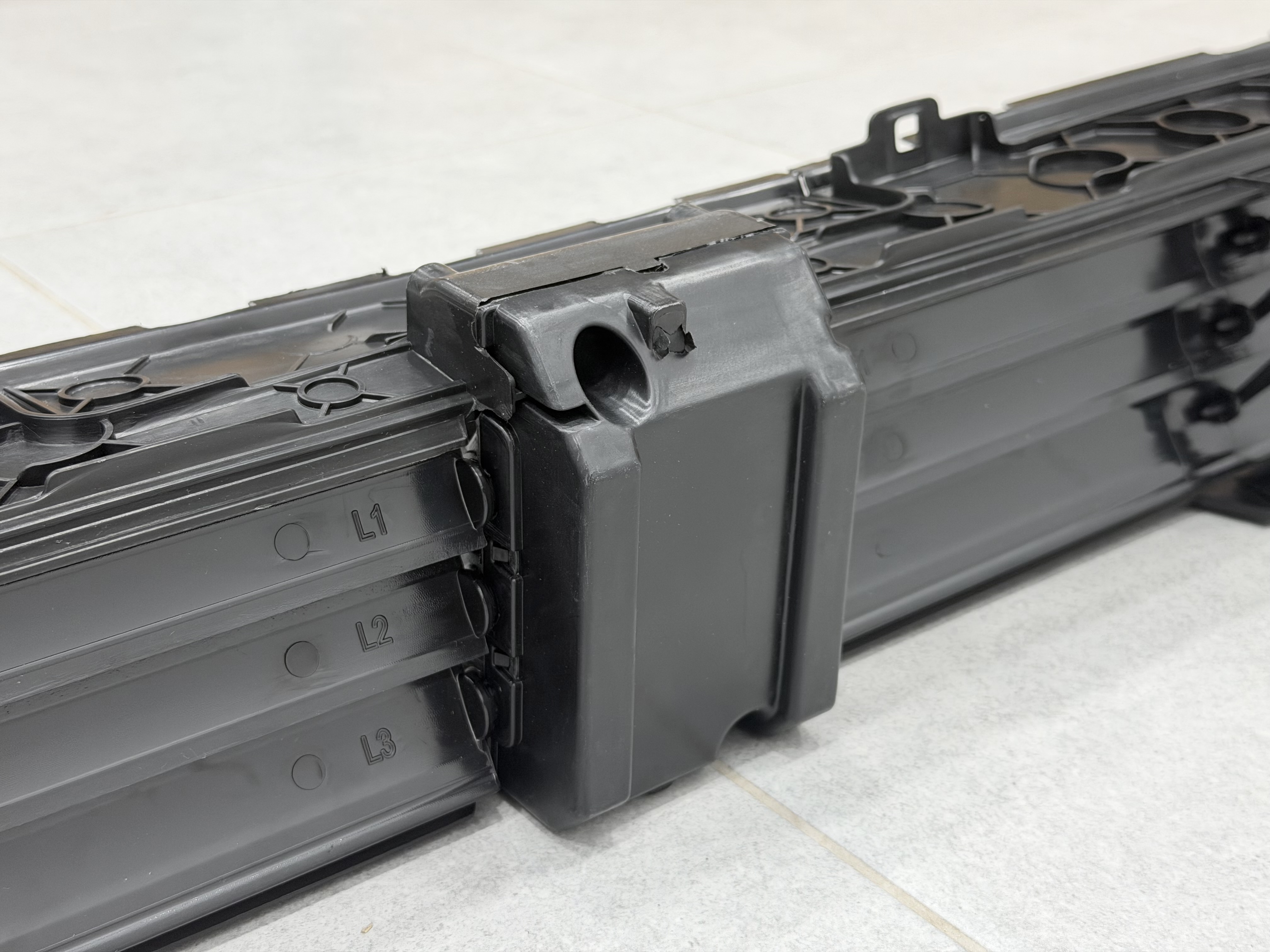 Жалюзі нижні з моторчиком 51137497231 BMW X3 G01 / X4 G02 2018-2021 2