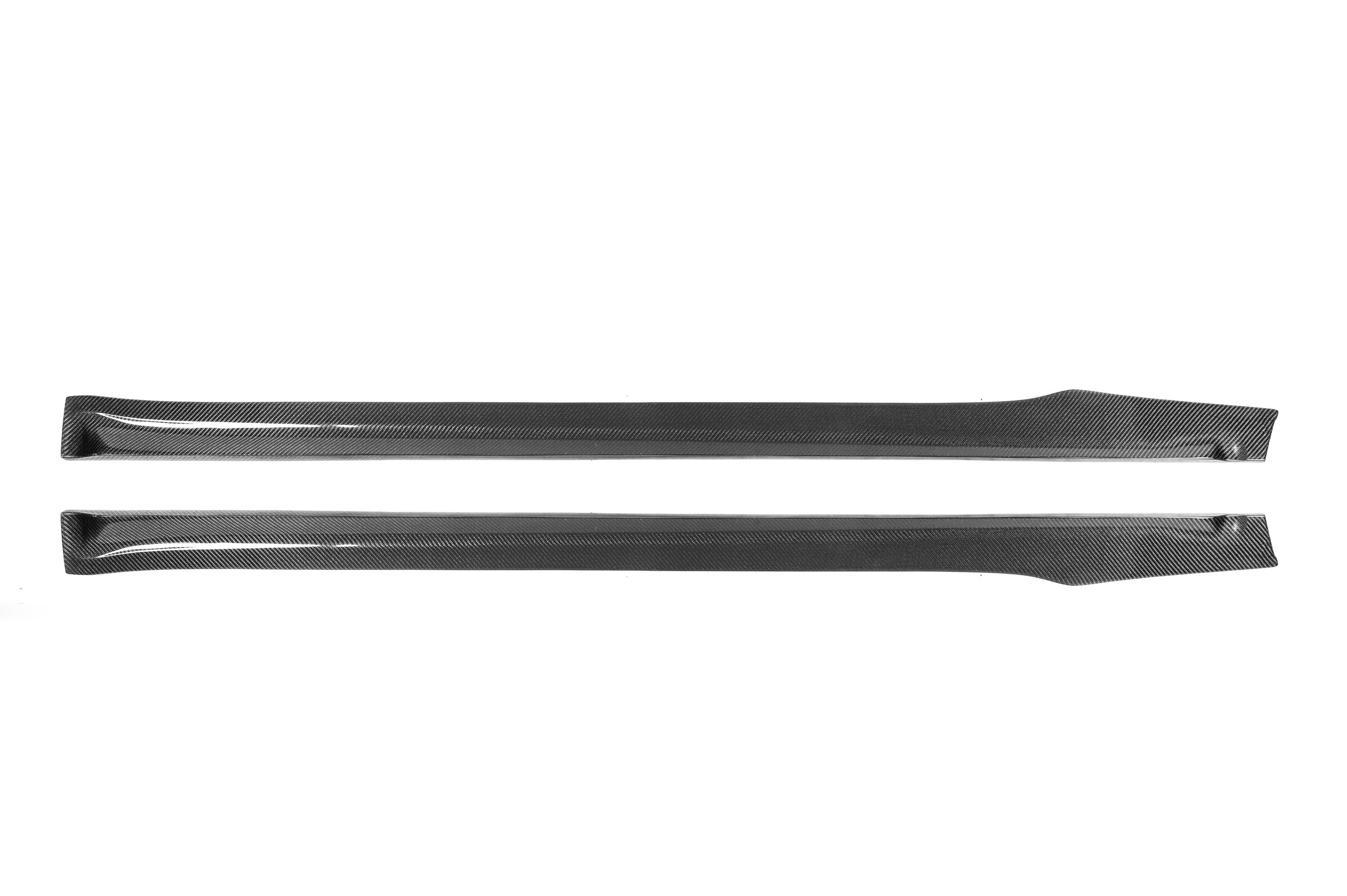 Бокові пороги V3 (2016-2019, Карбон) 3