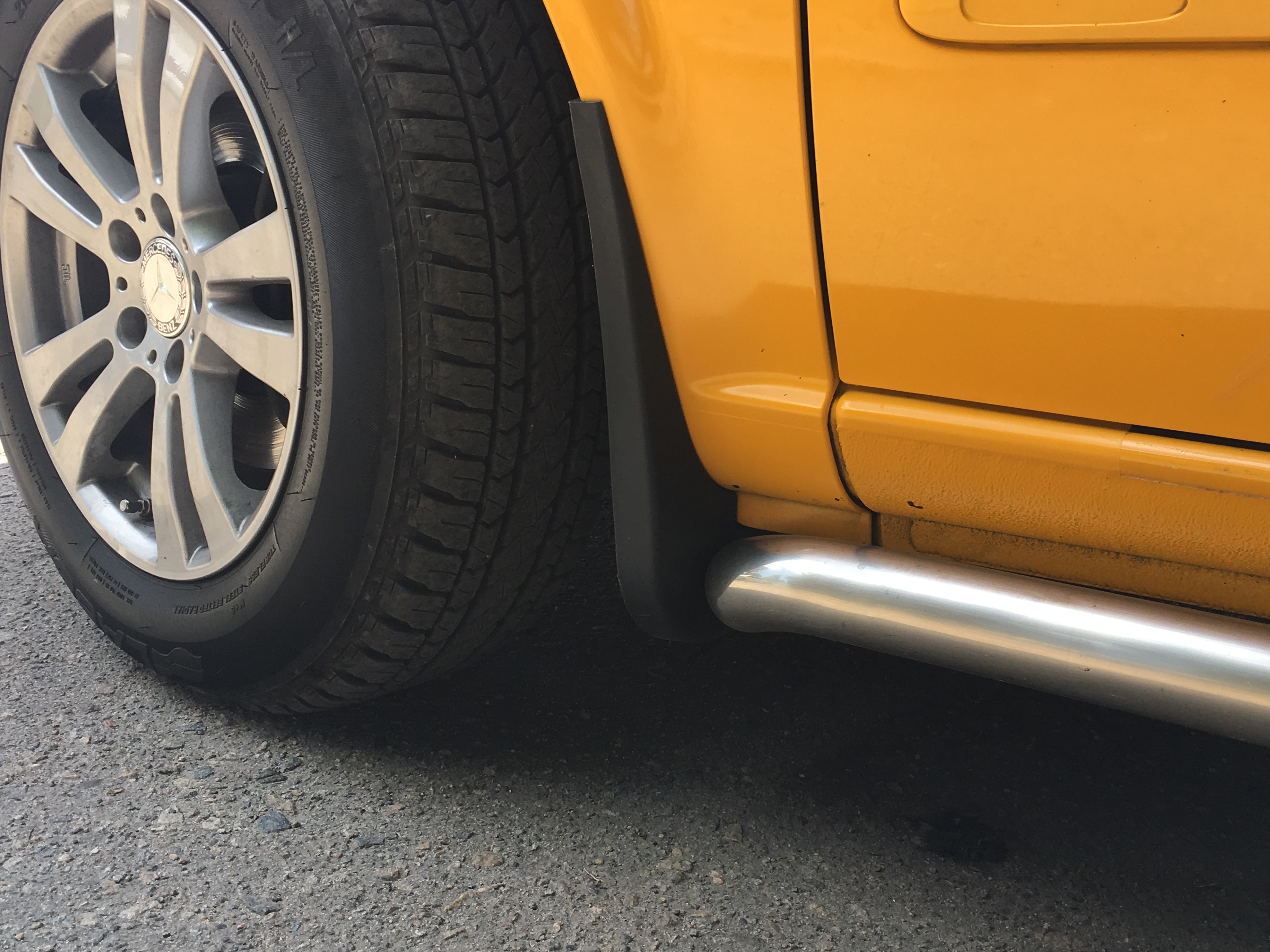 Бризковики передні Mercedes-Benz W639 Vito / Viano 2003-2009 комплект 2шт 5
