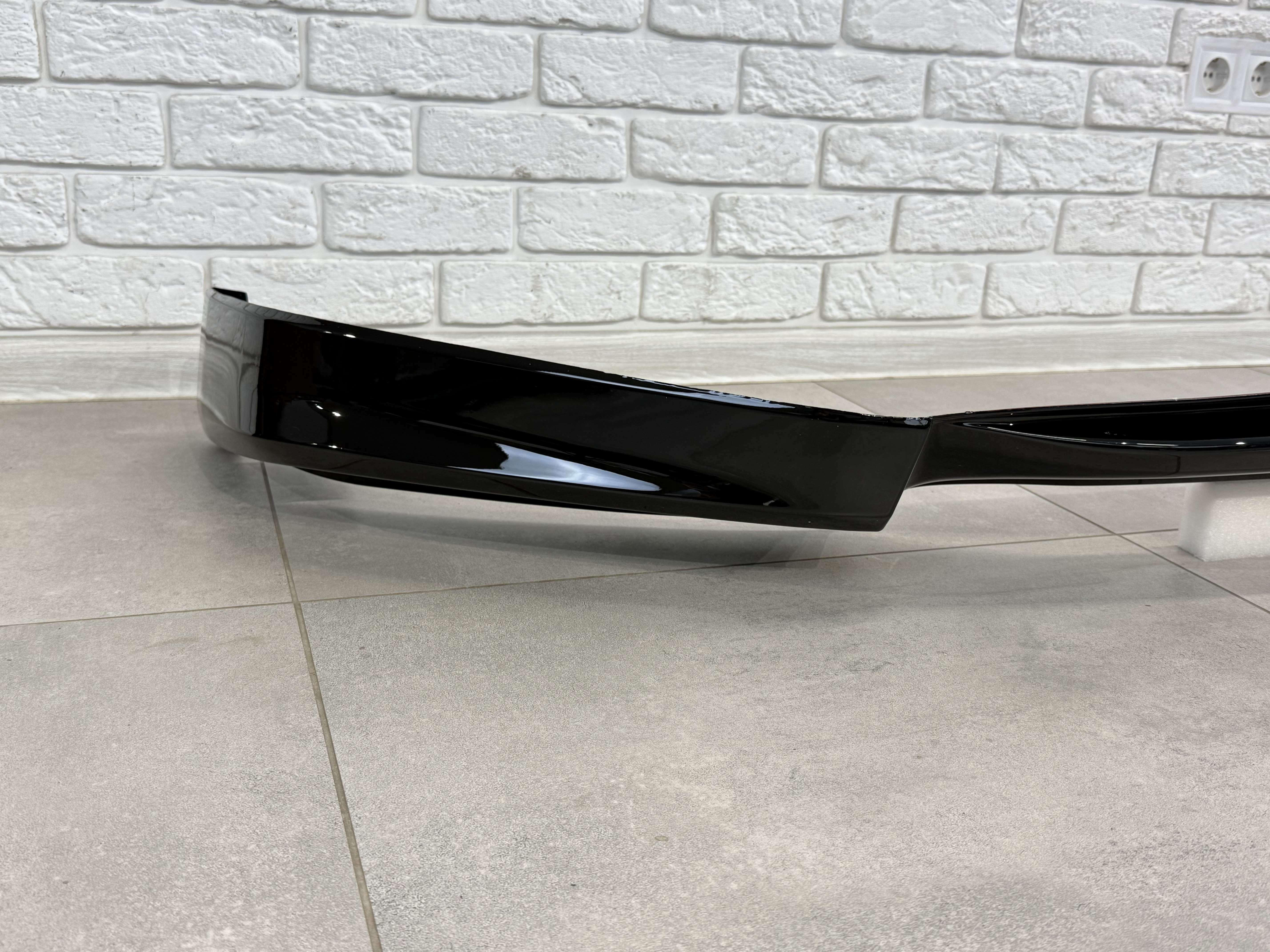 Передня юбка F-Sport для LX570 2012-2015 колір чорний 3