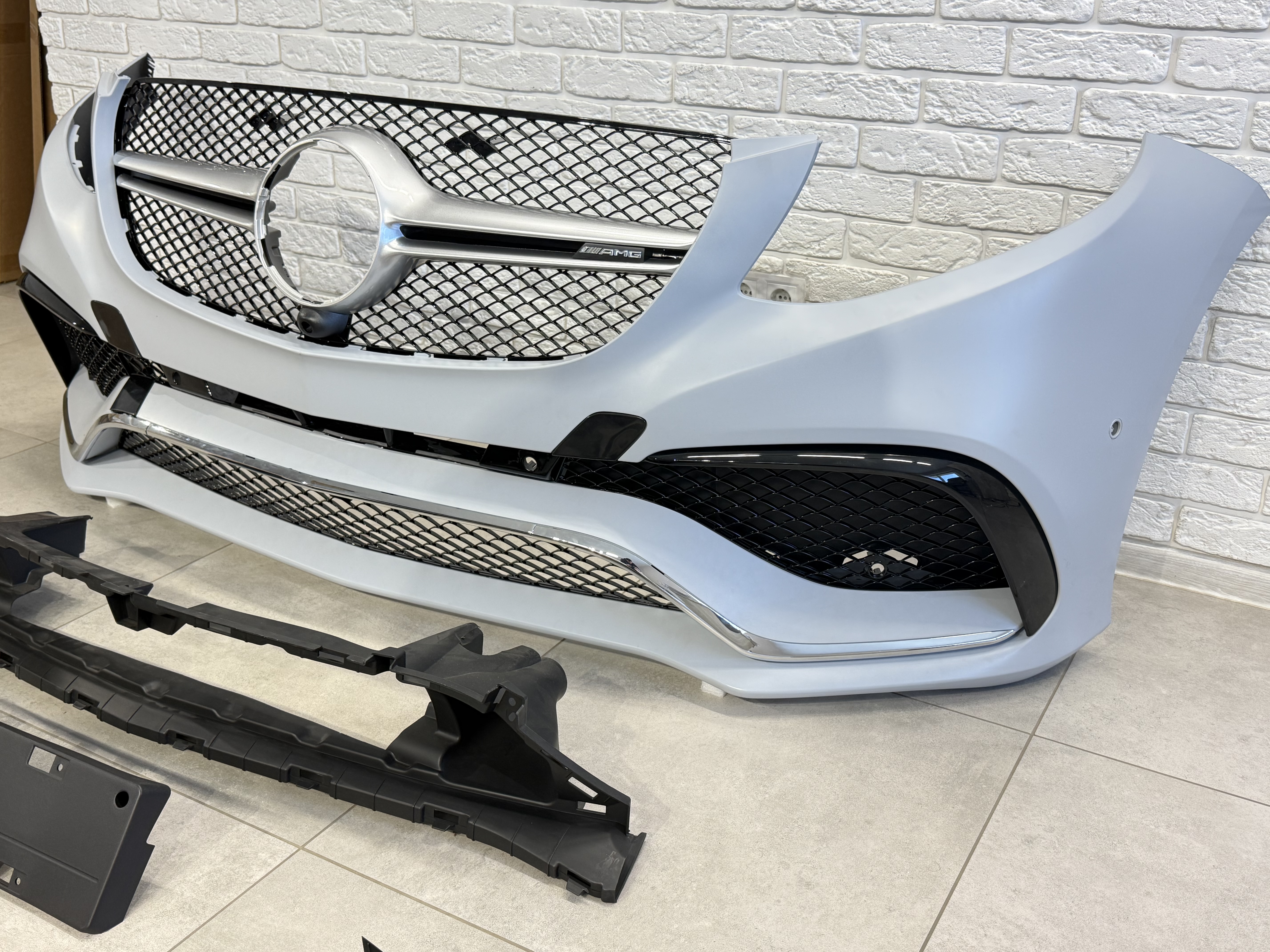 Комплект обвісу GLE63 AMG Mercedes Benz GLE class W166 2015-2018 4