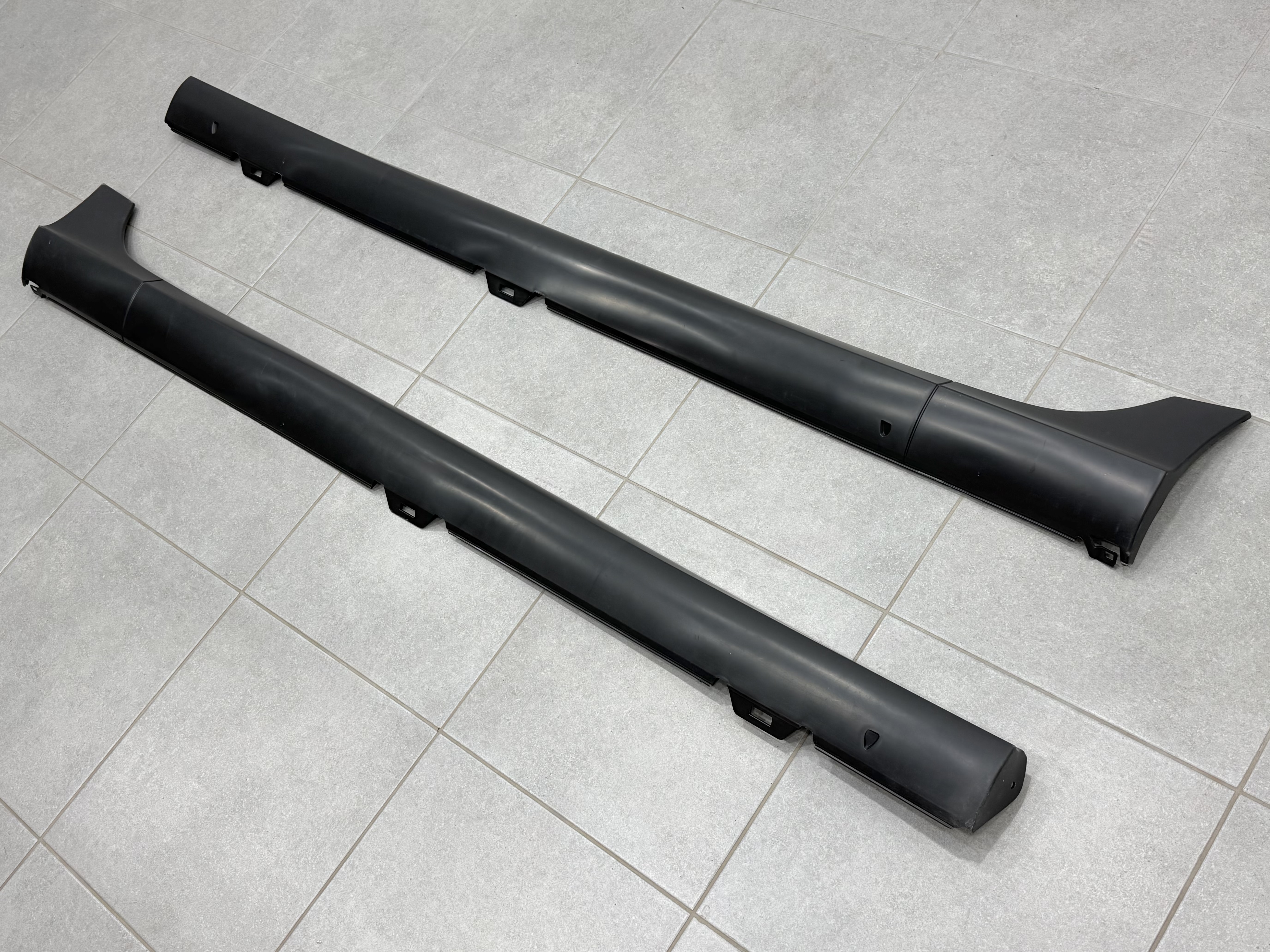 Накладки на пороги GTI R32 для Volkswagen Golf 5 2004-2008 4