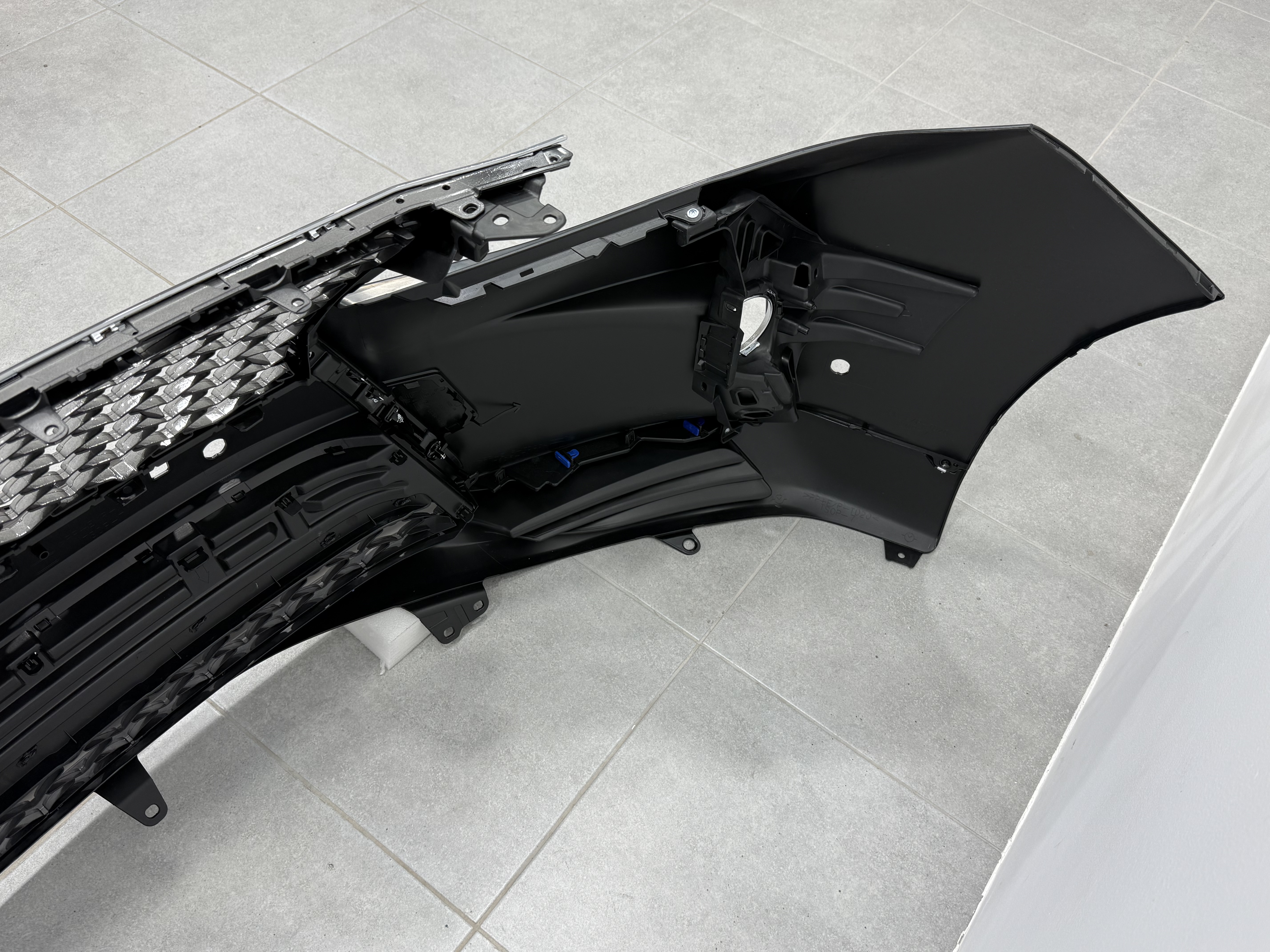 Бампер передній комплектний F-Sport Lexus RX рестайлінг 2012-2015 6