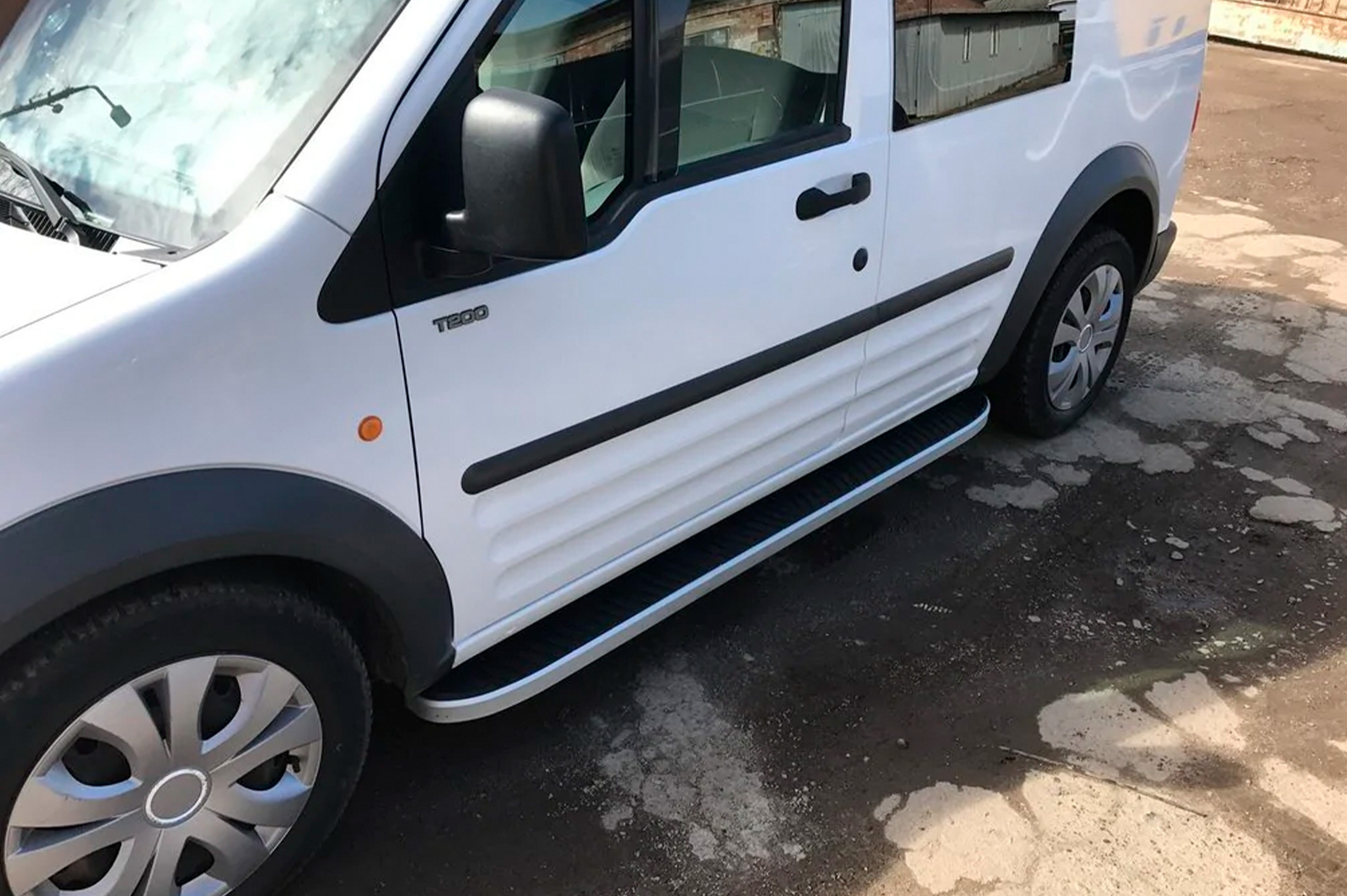Бокові пороги Tayga (2 шт., Алюміній) Стандартна база 2