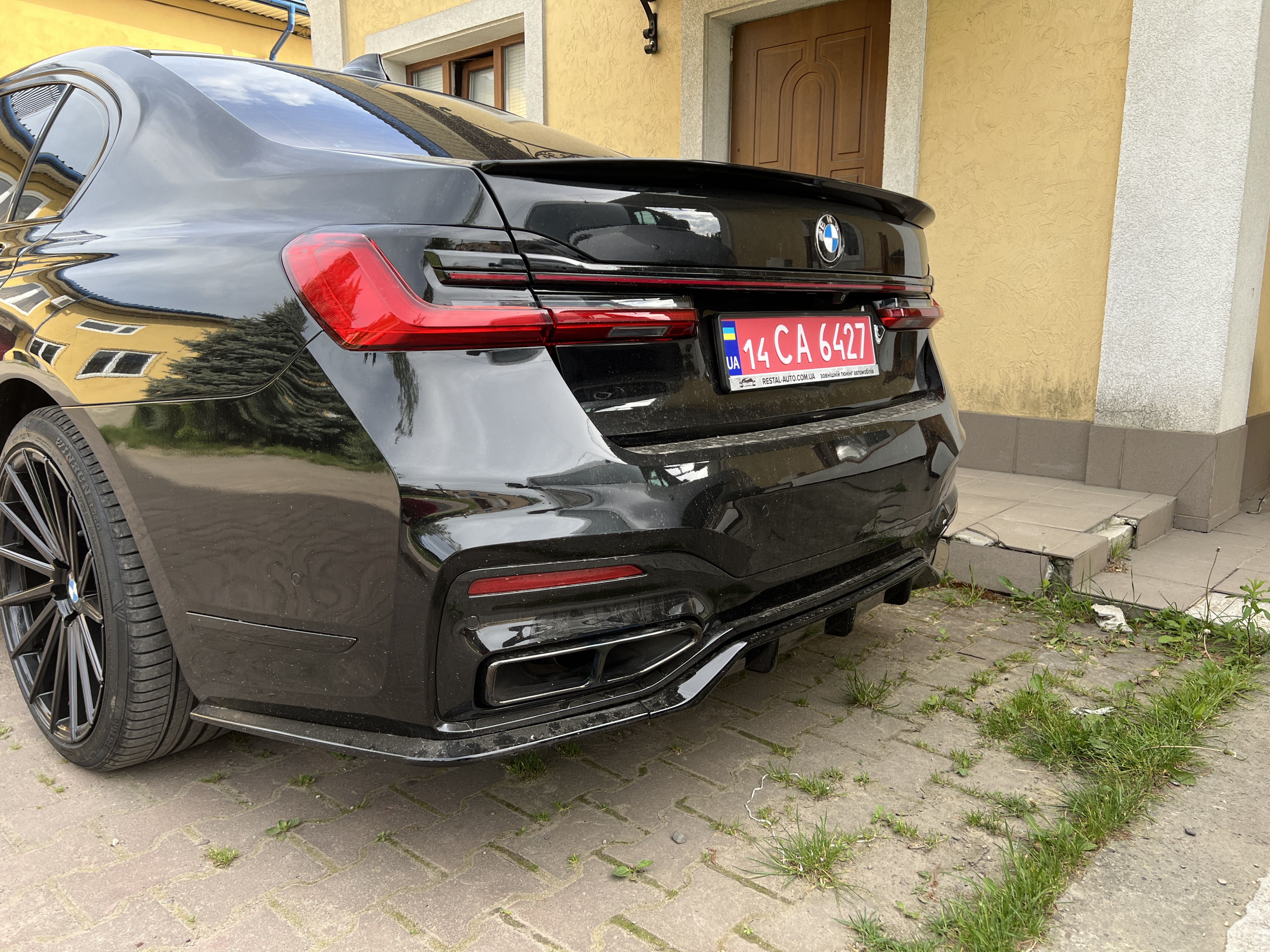 Дифузор (заднього бампера) Чорний глянець (Rock style) на BMW 7 Series G11 / G12 2019-2023 року 6