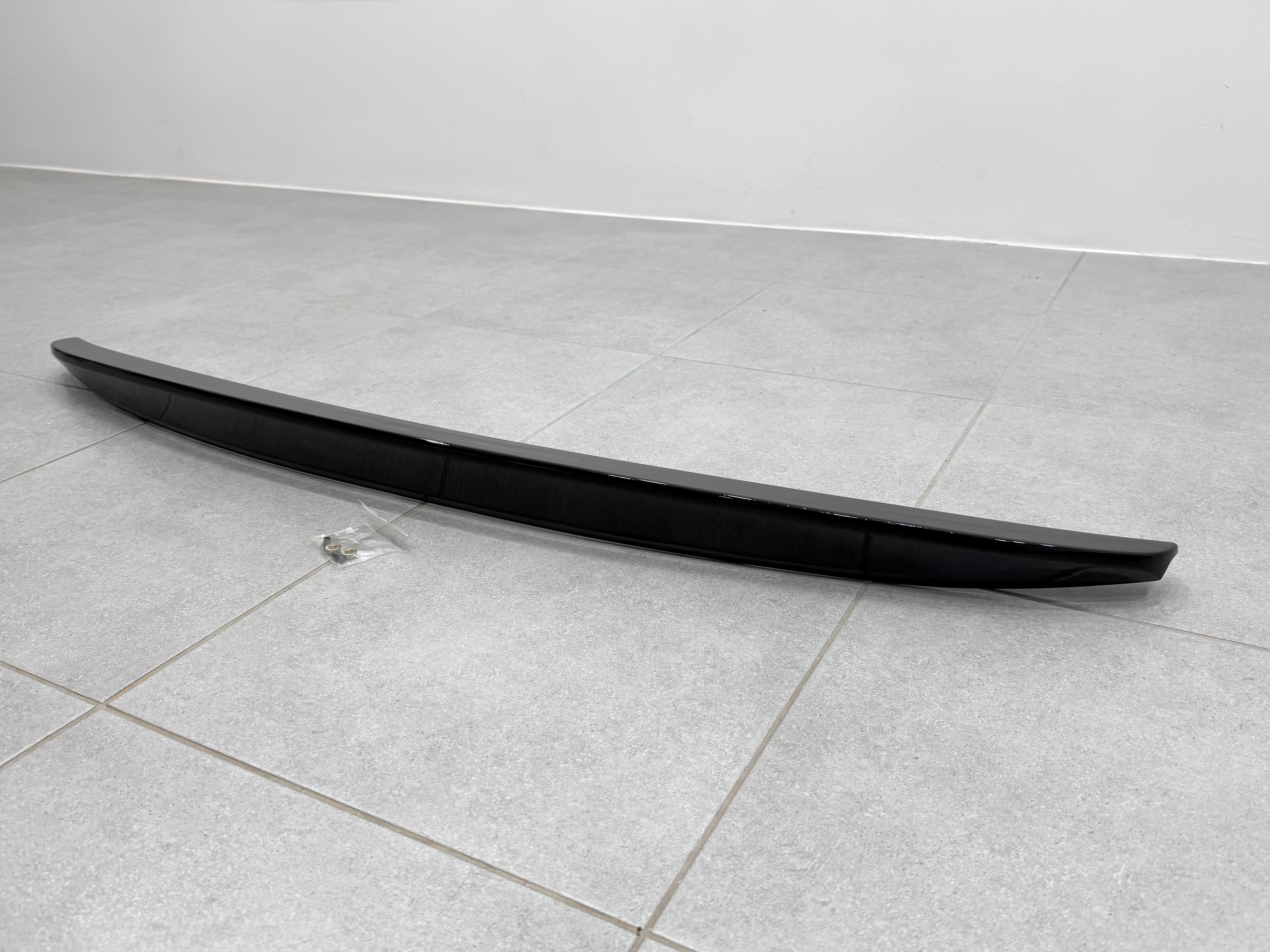 Спойлер ліп багажника Toyota Camry 50 USA 2012-2014 ABS пластик, колір чорний глянець 6