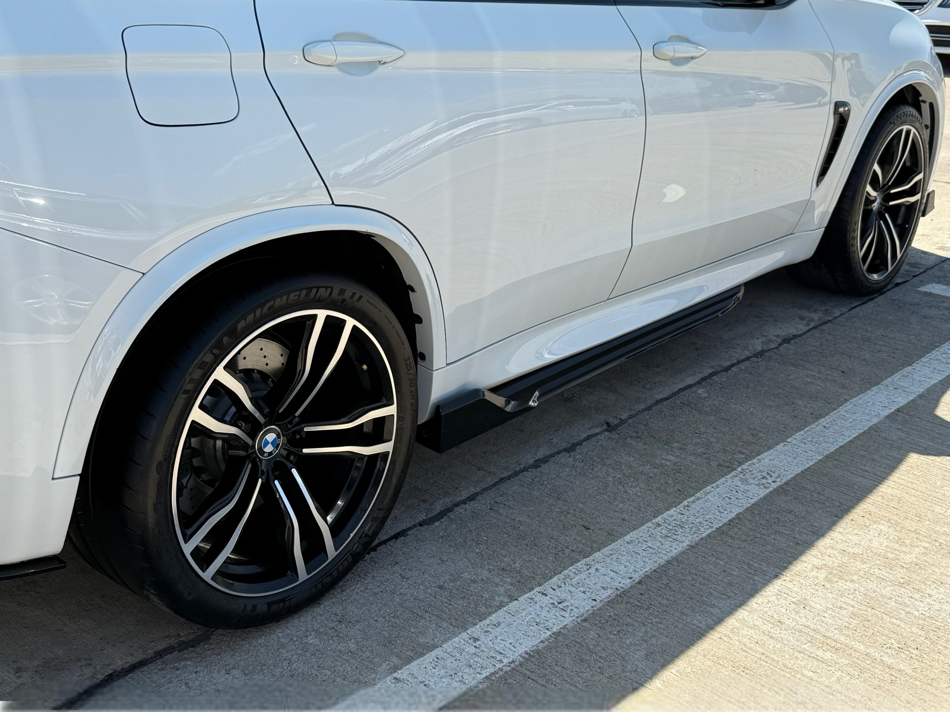 Комплект обвісу для BMW X5M F85 X5 F15 2013-2018, колір чорний глянець 3