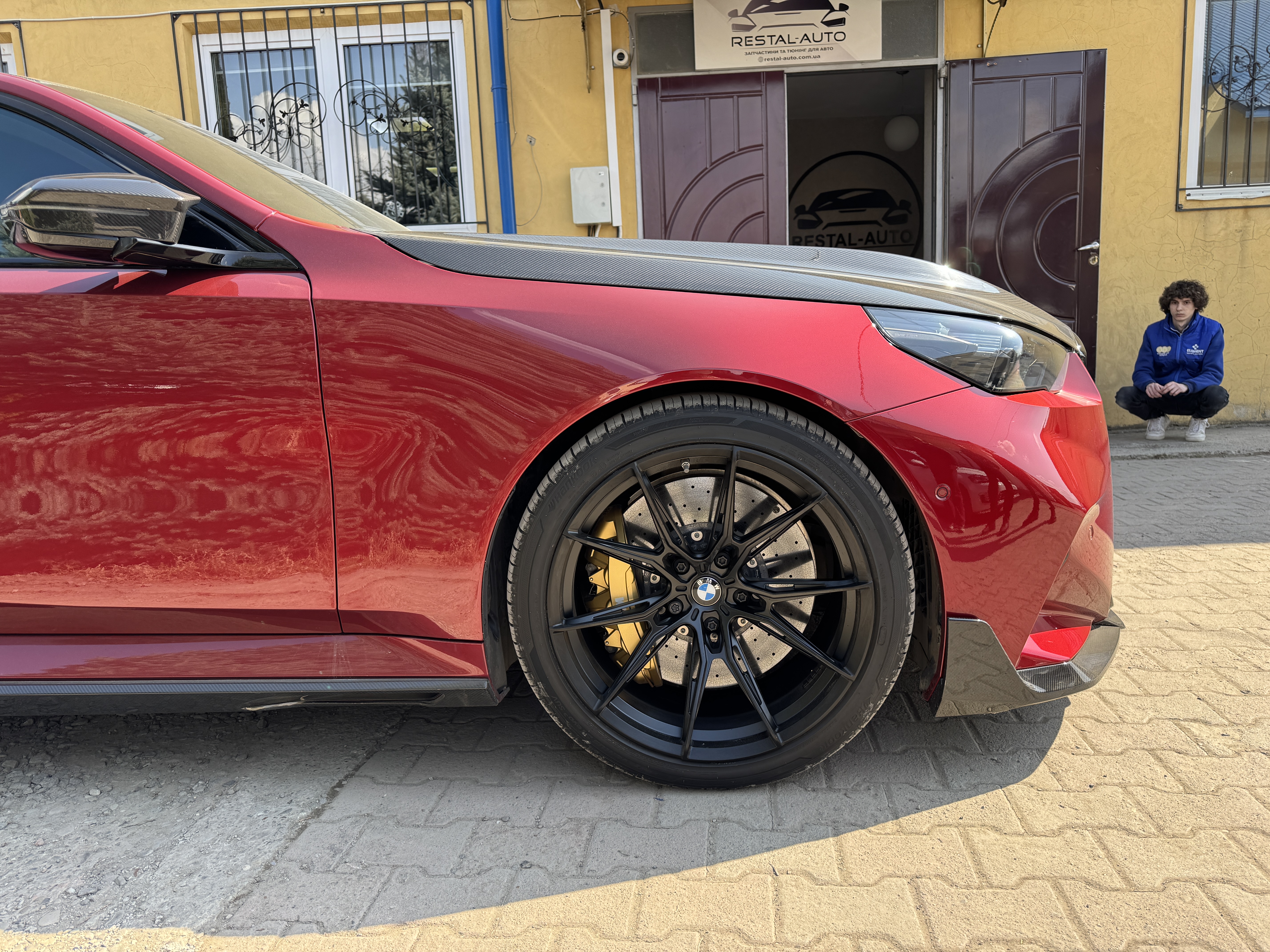 R21 / R22 Satin Black Ковані диски (різнорозмірні / різноширокі) на BMW M5 G90 / G99 2024-2026 року 4