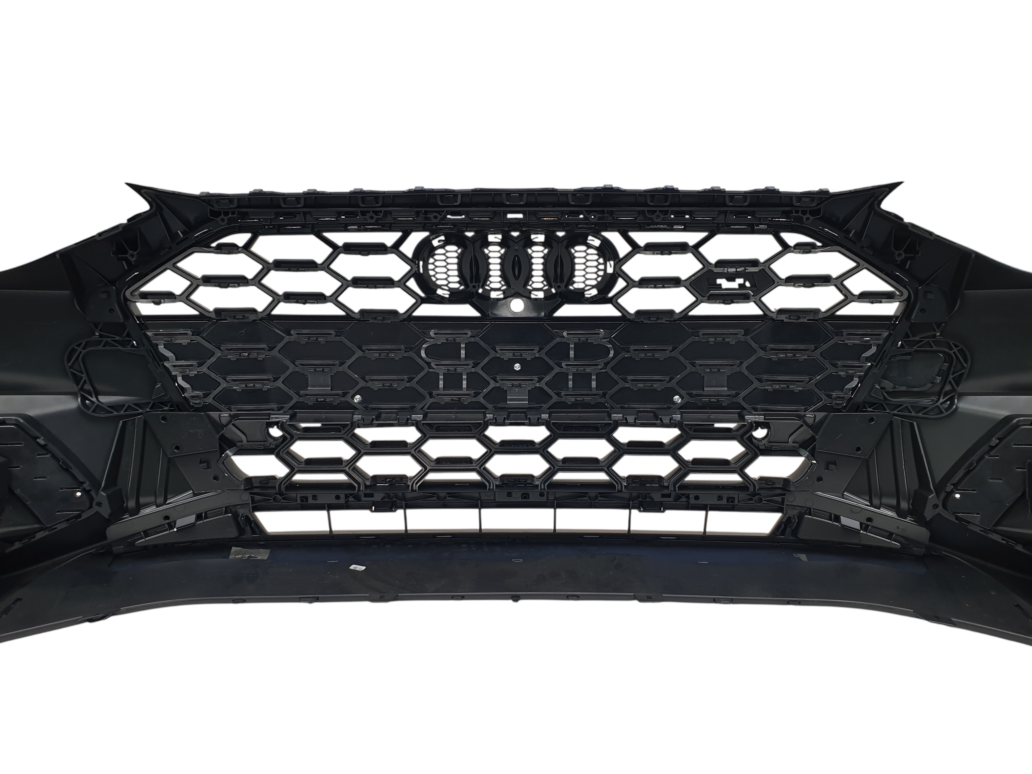 Передній бампер (S-Line) V1 на Audi A4 B9 2019-2023 року 5