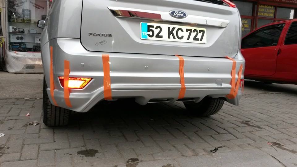 Накладка на задній бампер Sedan (під фарбування) 4