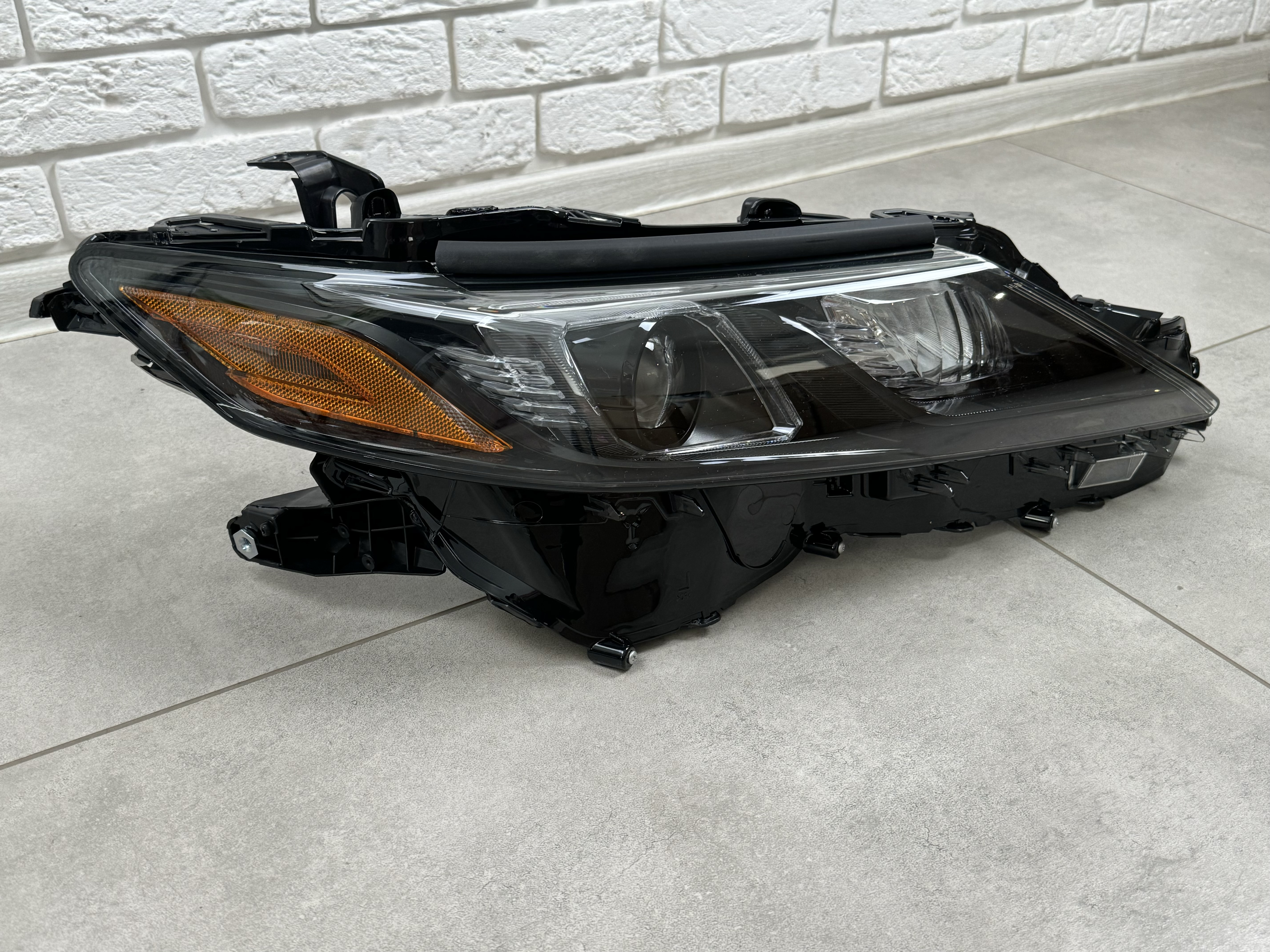 LED права фара рестайлінг SE 2021 для Toyota Camry 70 USA 2017-2024 6