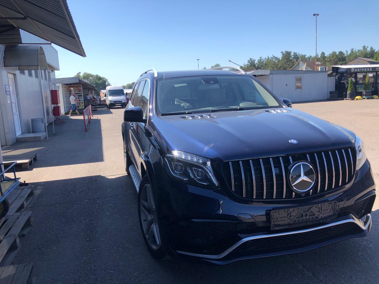 Комплект обвісів з повним бампером AMG V1 (GLS63) 2