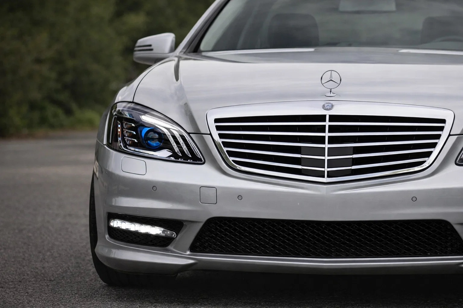 Рестайлінг фари (дизайн Maybach X222) 3