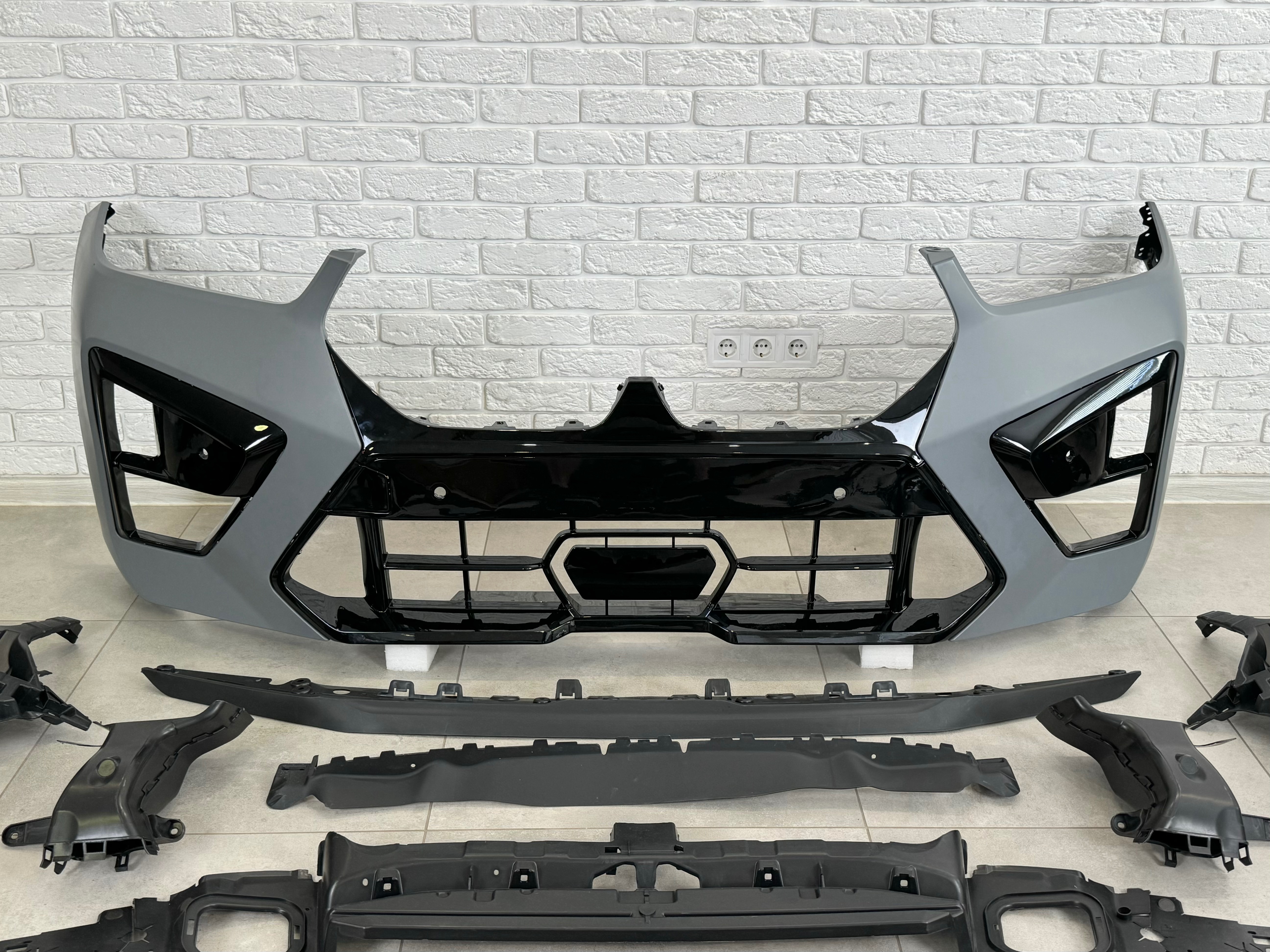 Бампер передній BMW X6M F96/X6 G06 2023- 2