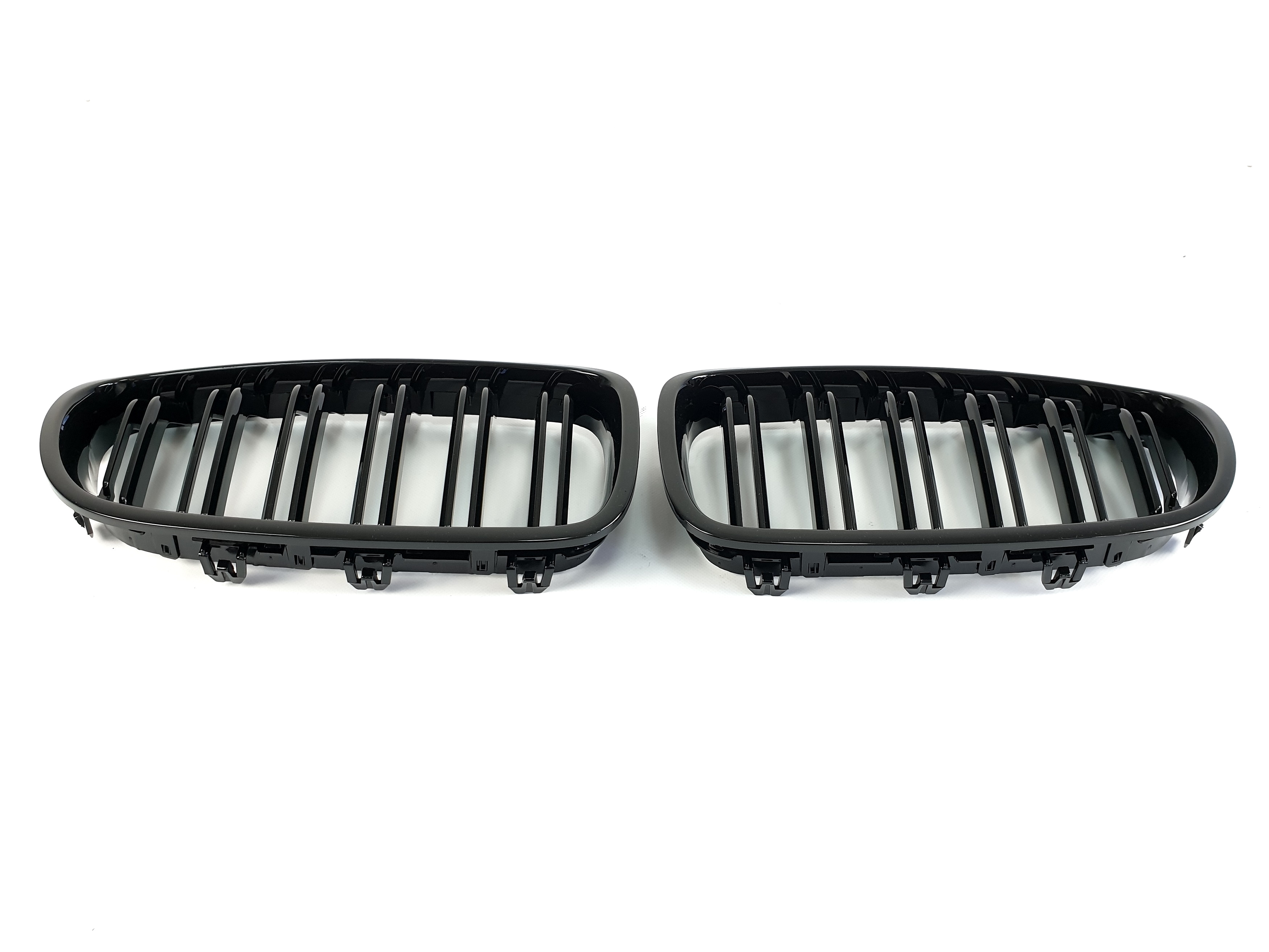 Ніздрі Чорний глянець (Подвійні M-Look) на BMW 5 Series F10 / F11 2010-2017 року 2