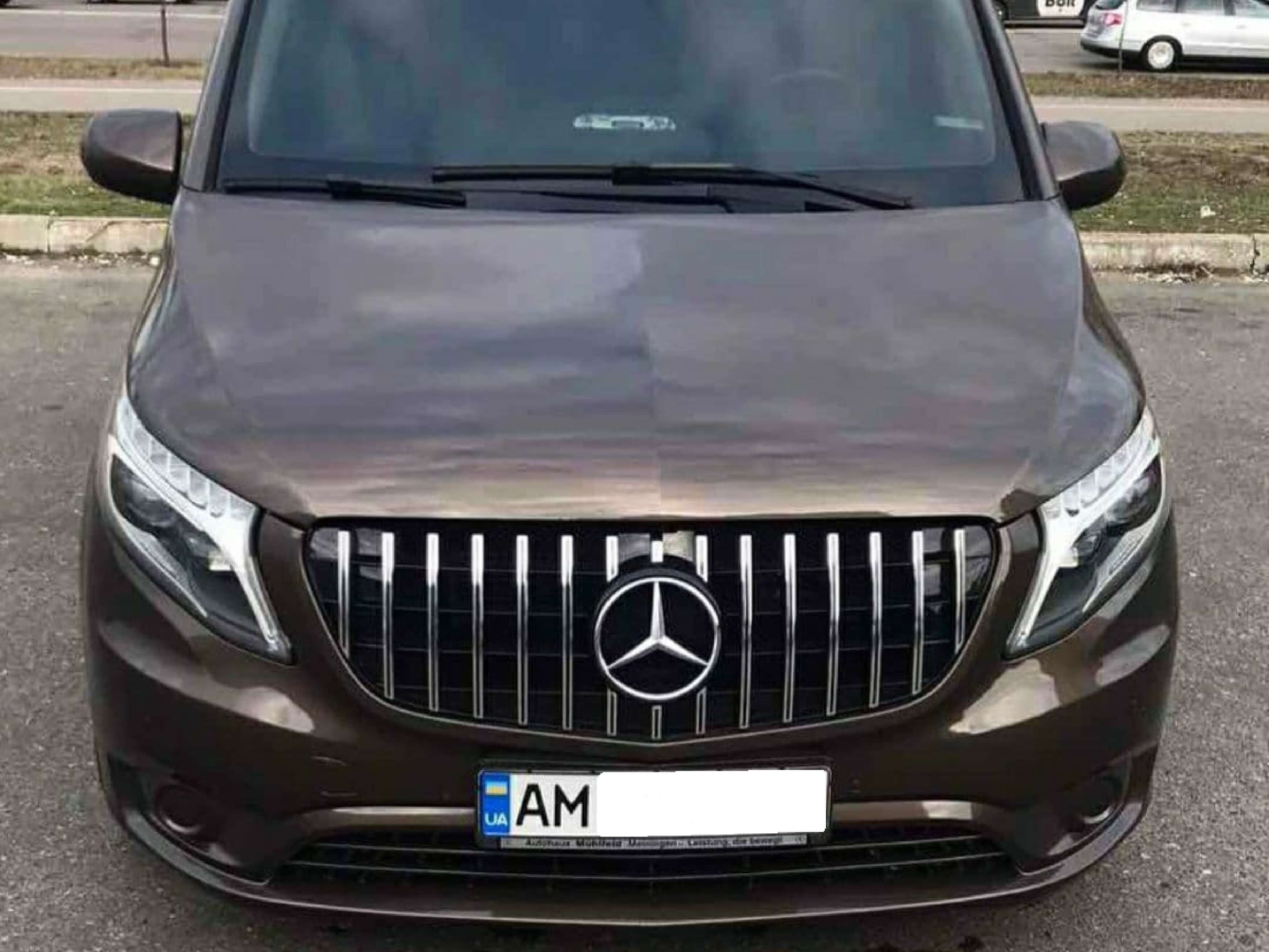 Решітка радіатора Chrome Black GT на Mercedes-Benz VITO-Class W447 2014-2019 року 5