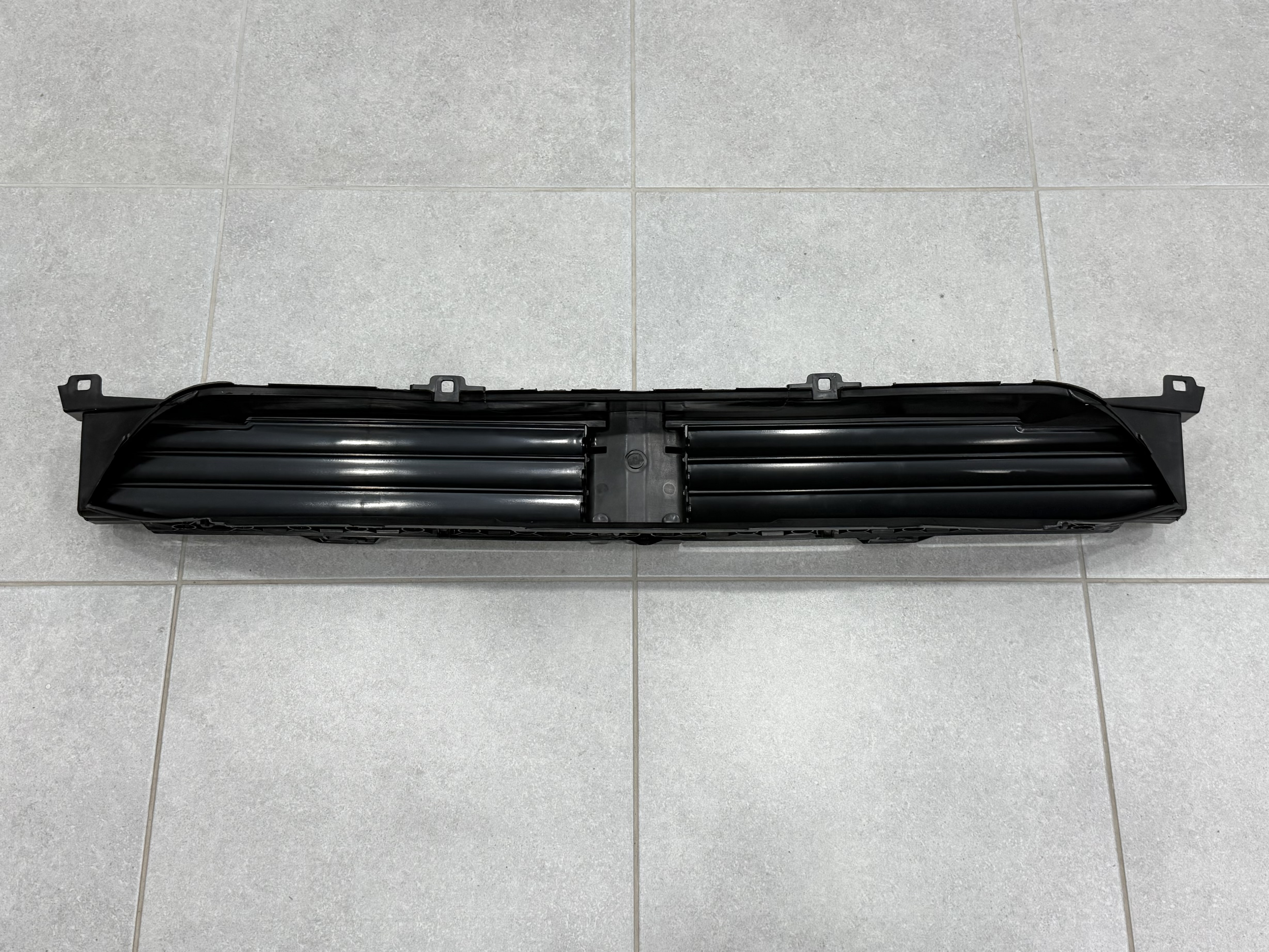 Жалюзі нижні без моторчика 51137497231 BMW X3 G01 / X4 G02 2018-2021 2