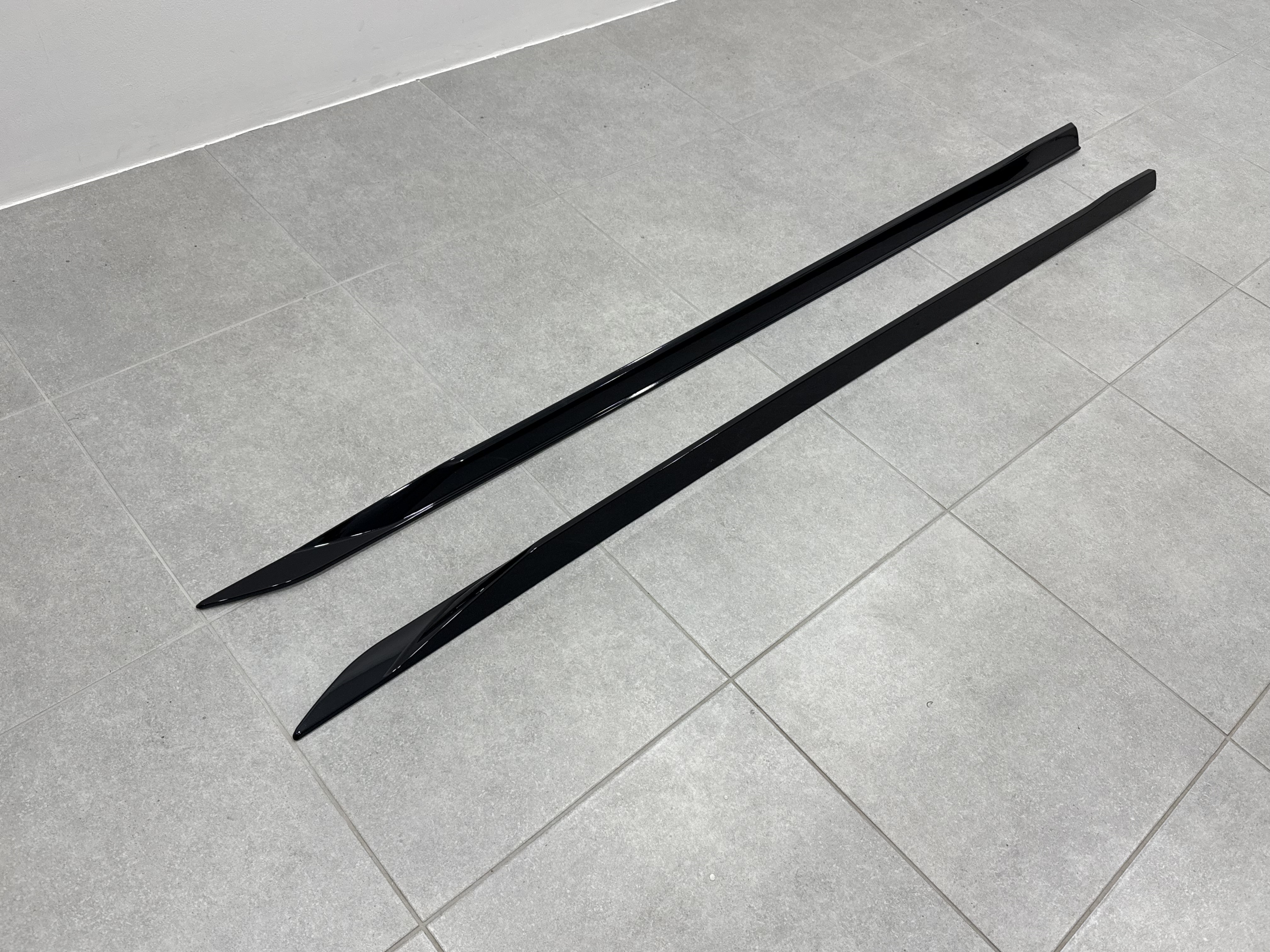 Леза під пороги M-Performance BMW 5 series G60 G61 2024- 2шт. чорний глянець 3