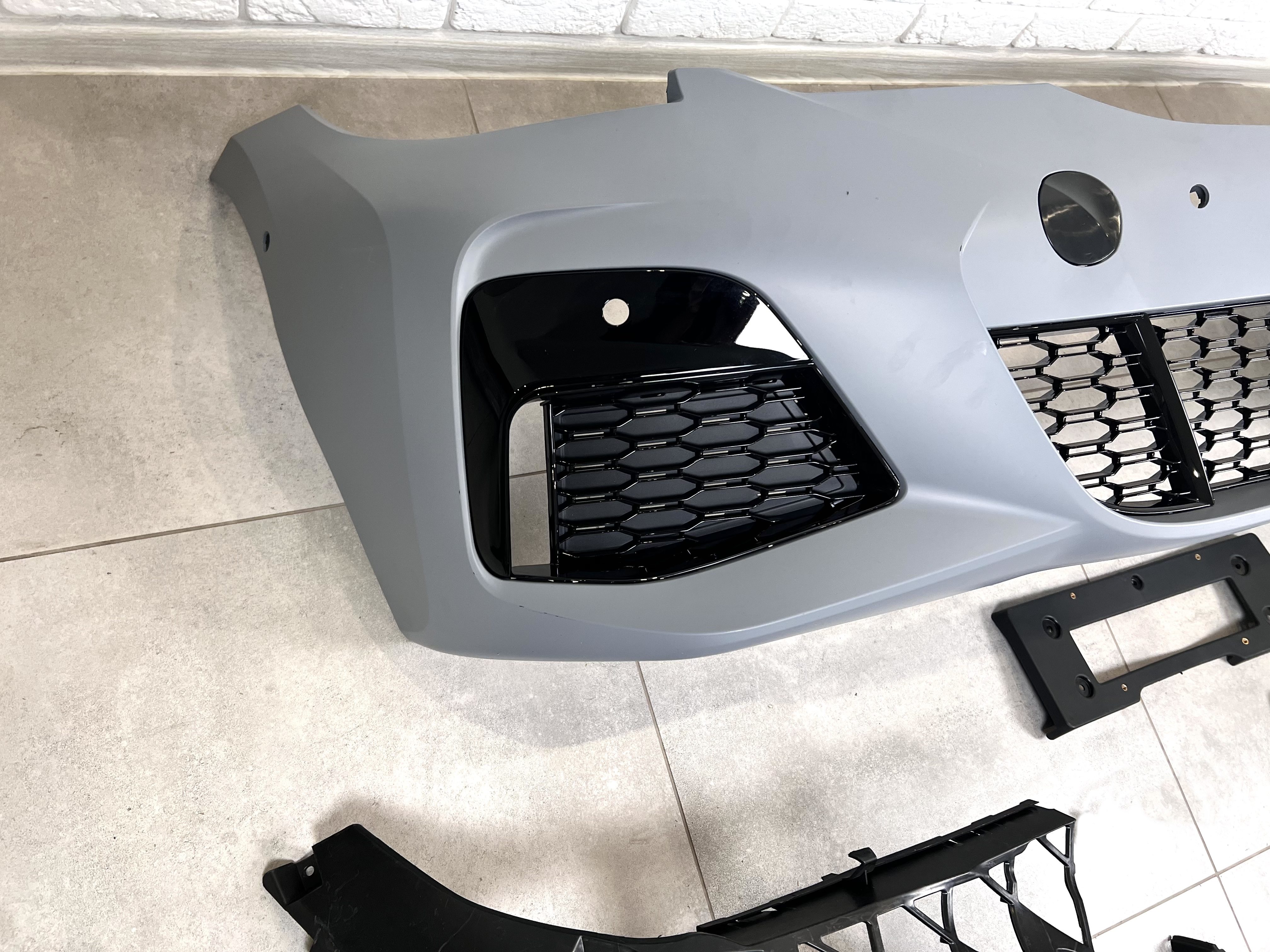 Передній бампер M paket BMW 3 series G20 G21 2019-2022 3
