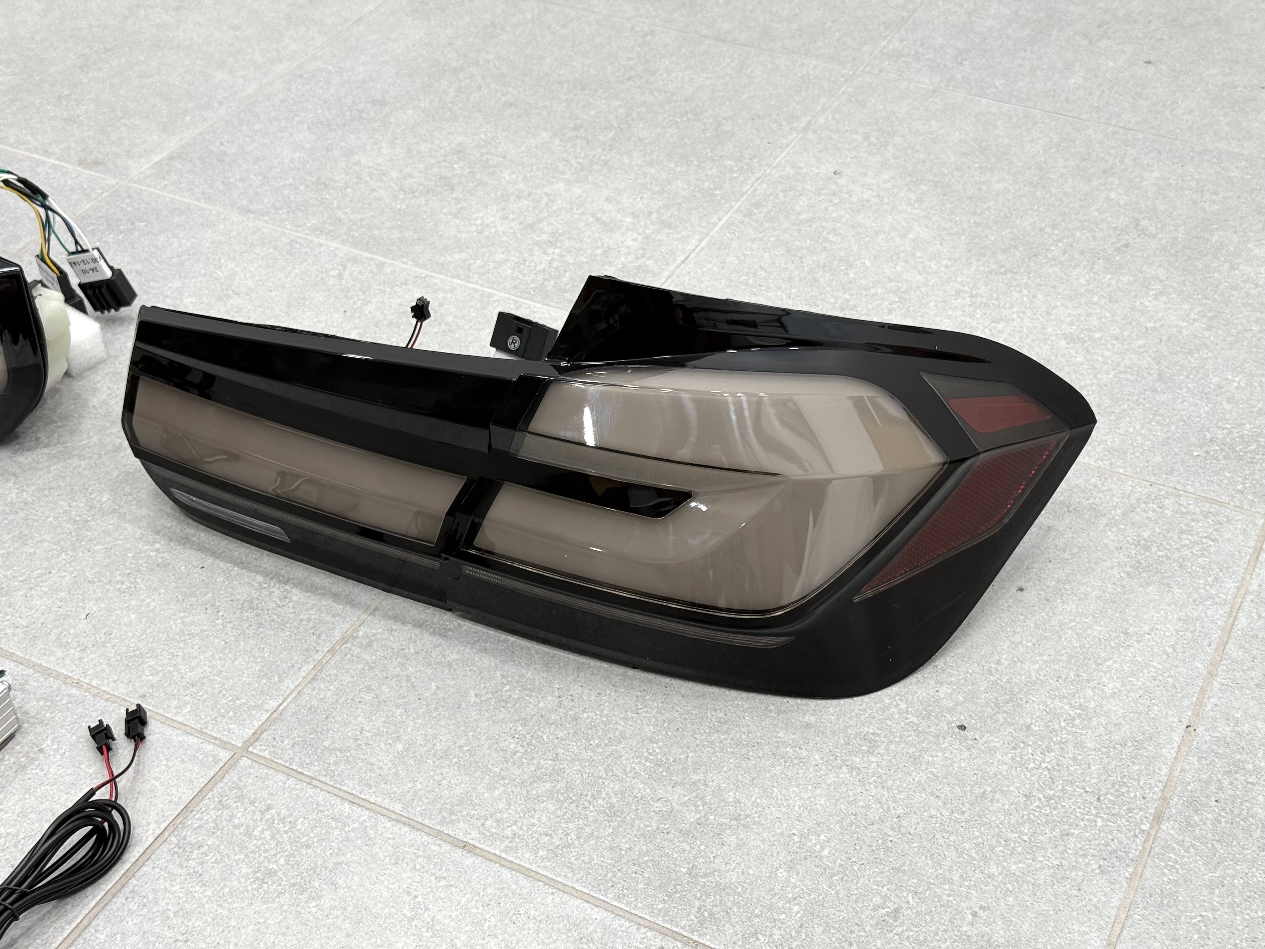 Задні LED ліхтарі стиль G30 для BMW 3 series F30 2012-2018 димчасті, комплект 4шт. 4