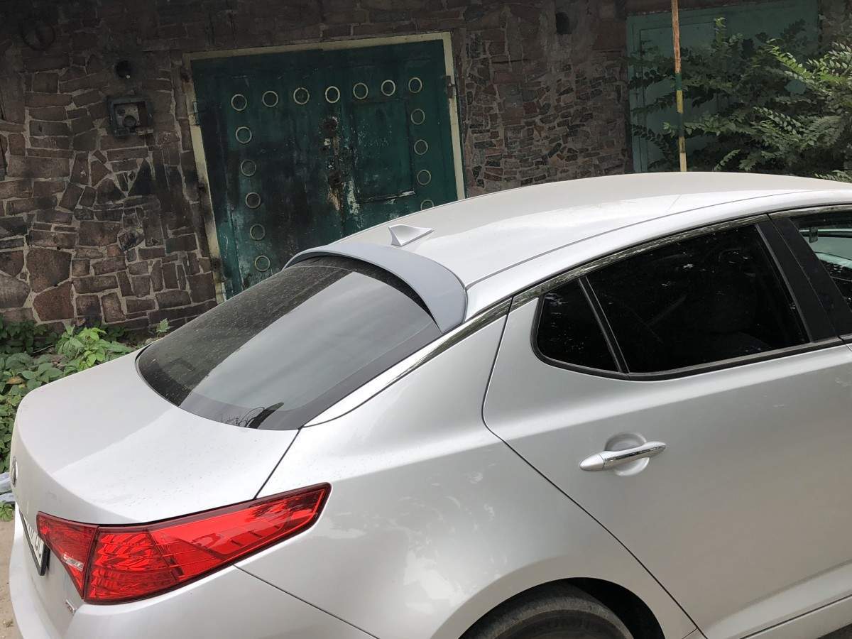 Козирок на скло Kia Optima 2010-2015 ABS пластик під фарбування 2