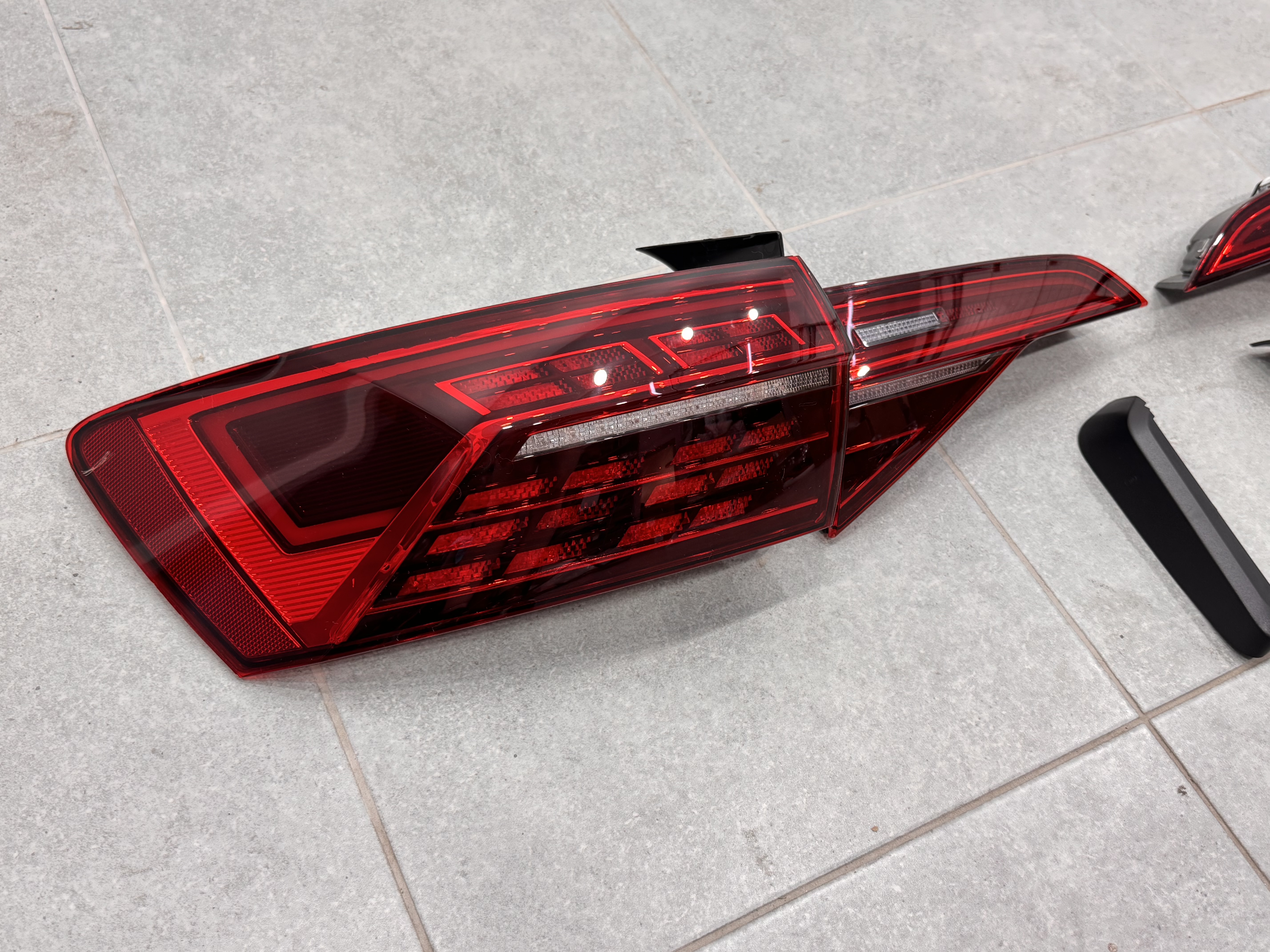 Задні LED ліхтарі для Volkswagen Jetta 7 2019-2024 6