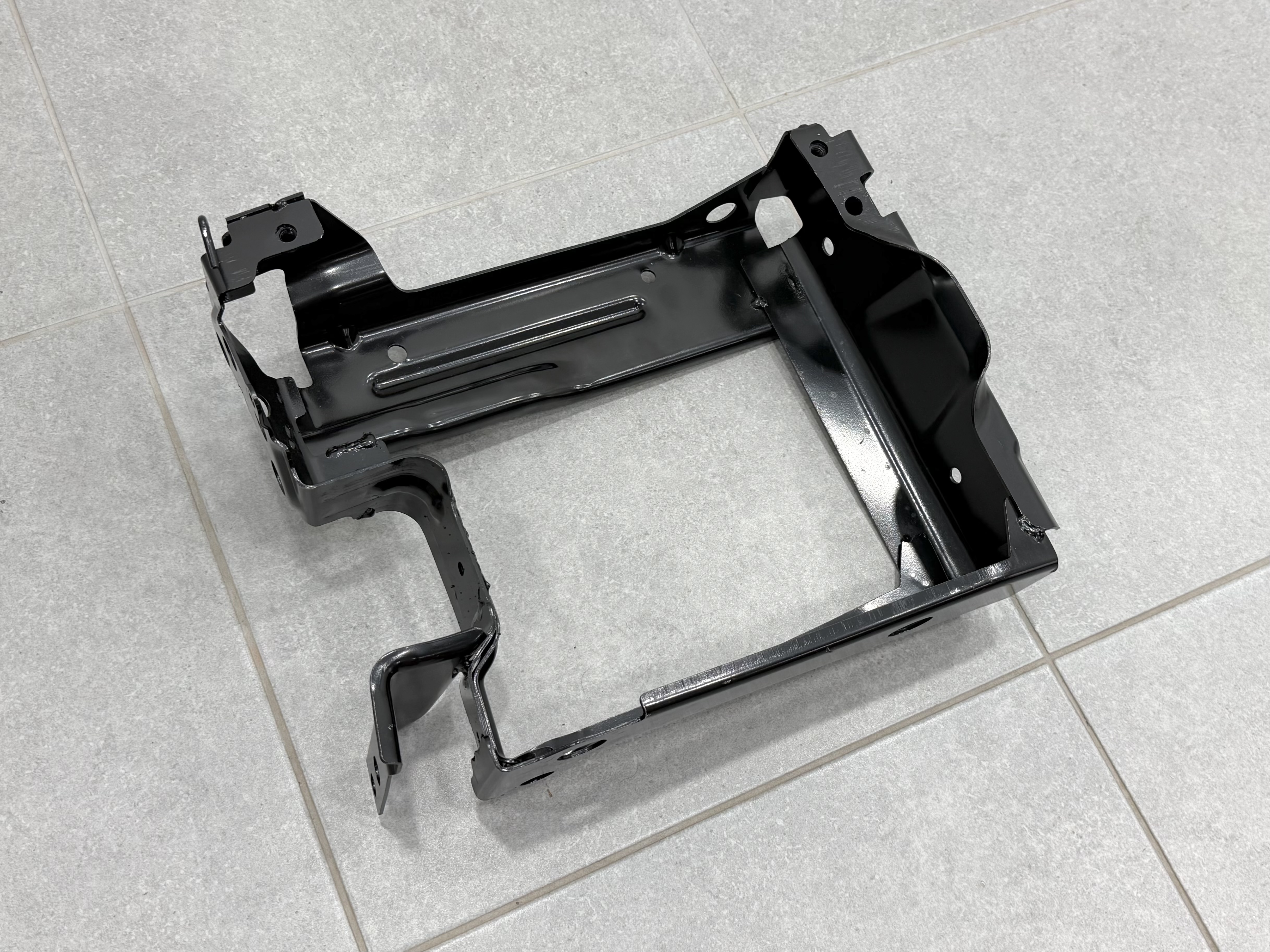Кронштейн підсилювач правий 51117422226 для BMW 3 series G20 G21 4
