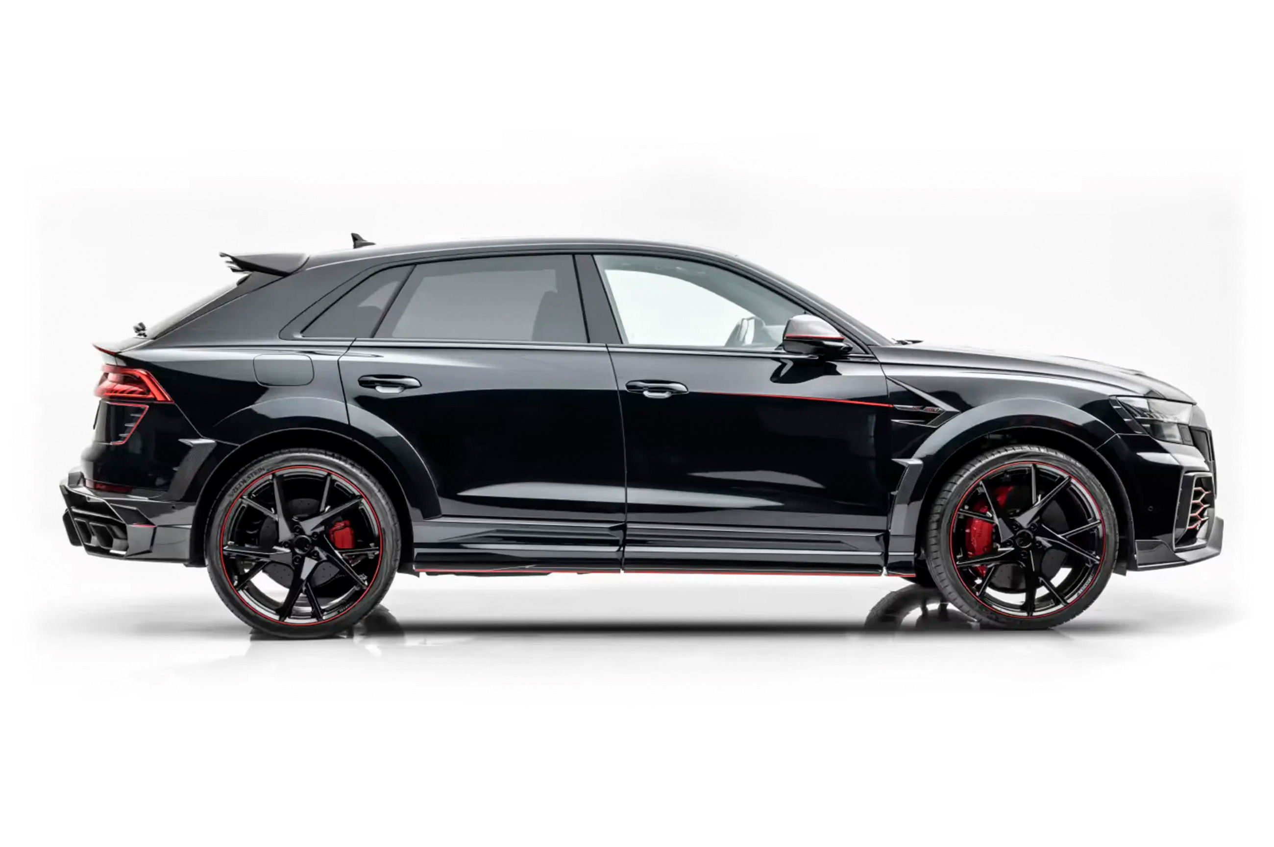 Комплект обвісів MNSR Carbon (для RSQ8 2019-2023) 3