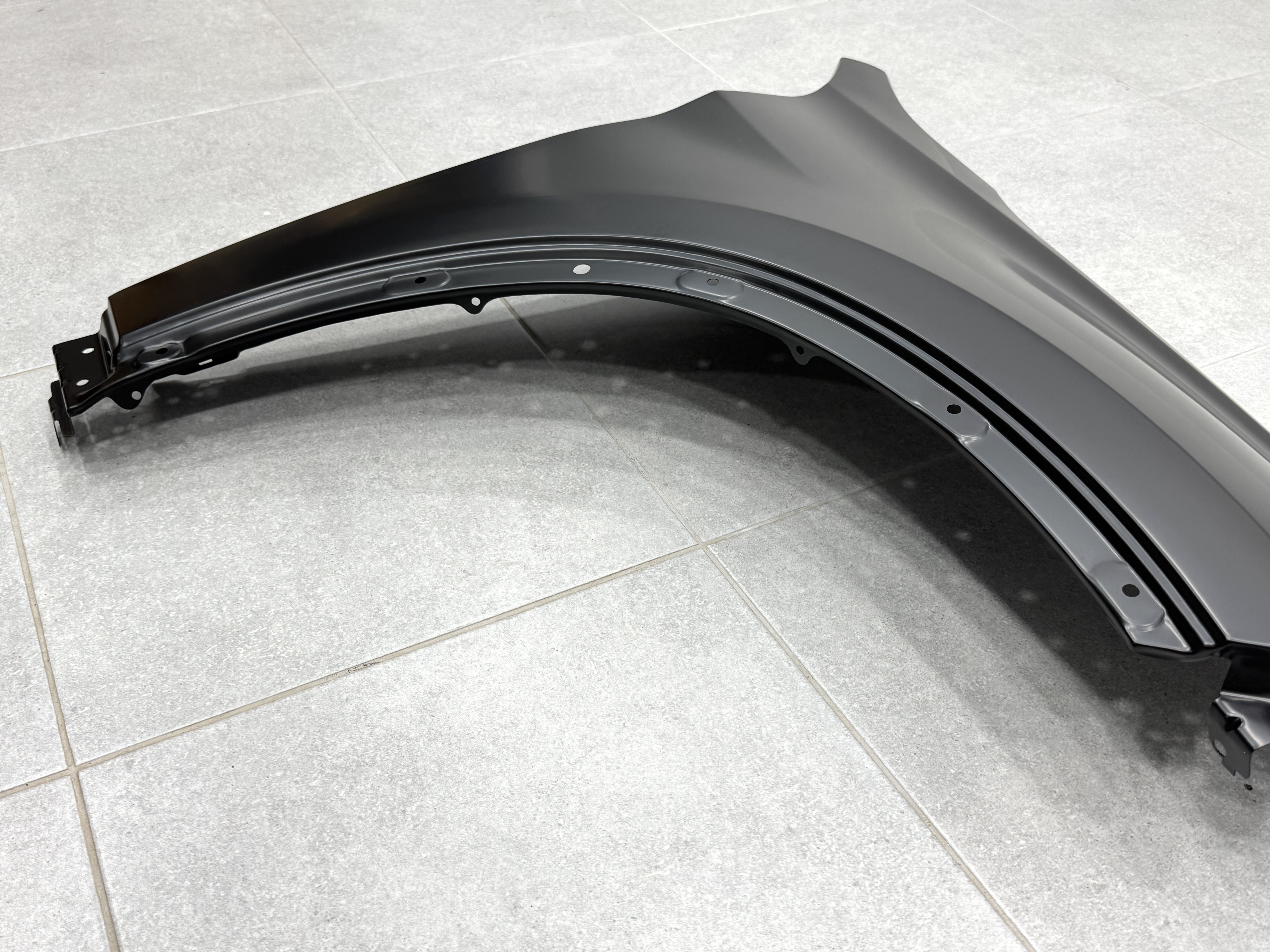 Крило праве BMW X1 F48 2015-2021 метал 41007427300 5