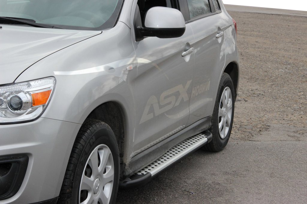 Бокові пороги X5-тип (2 шт., алюм.)