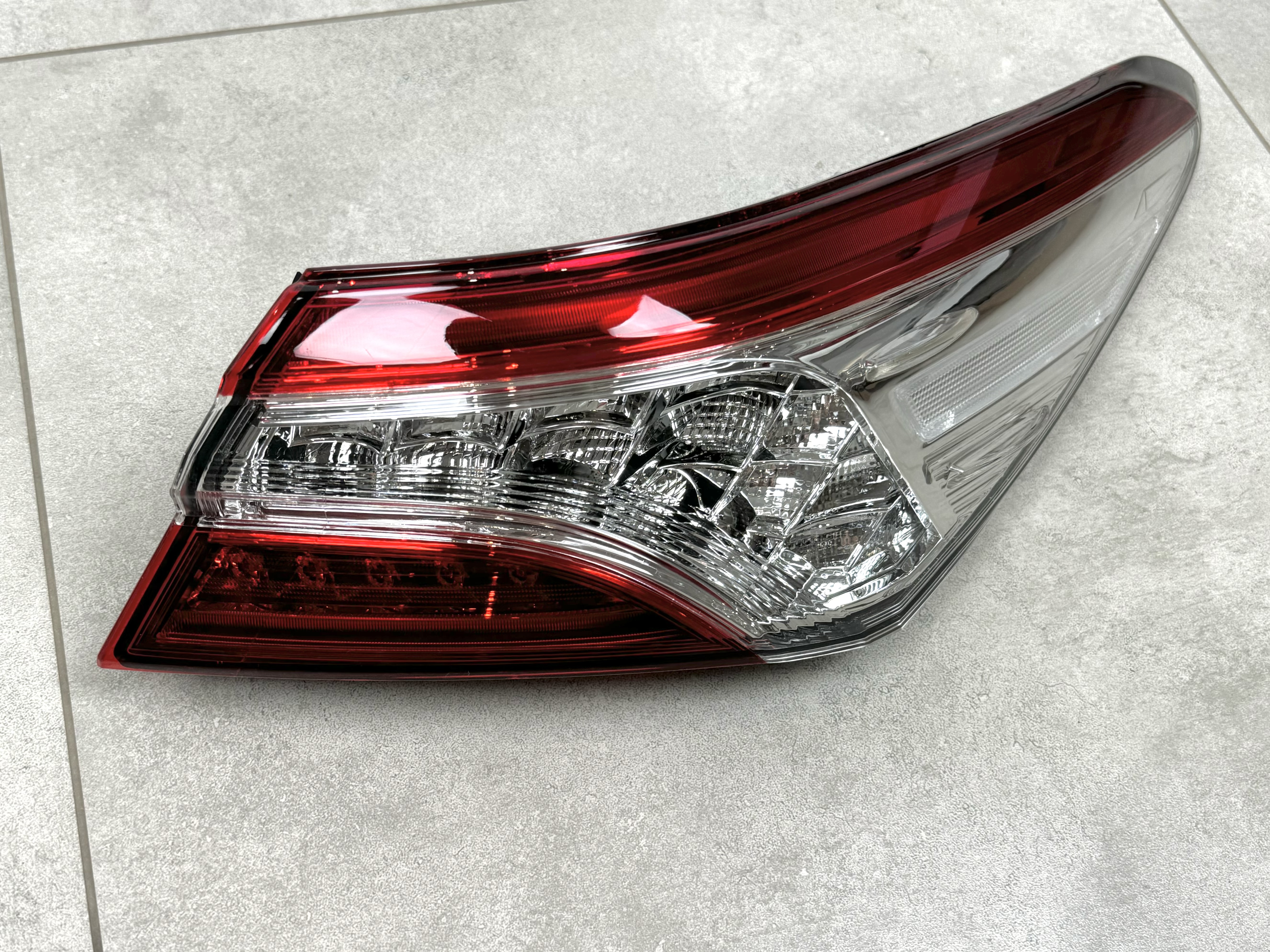 Задній ліхтар зовнішній правий FULL LED Toyota Camry 70 ЄВРОПА 2017-2020 1шт. 3