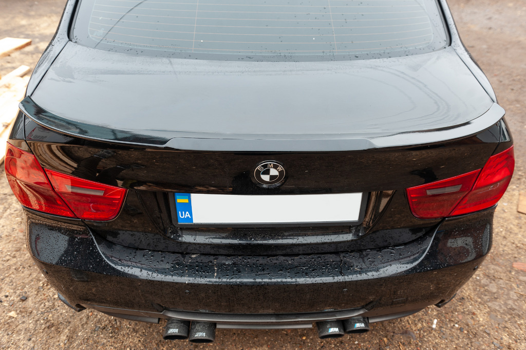 Спойлер М4-Style (для E90, під фарбування) 6