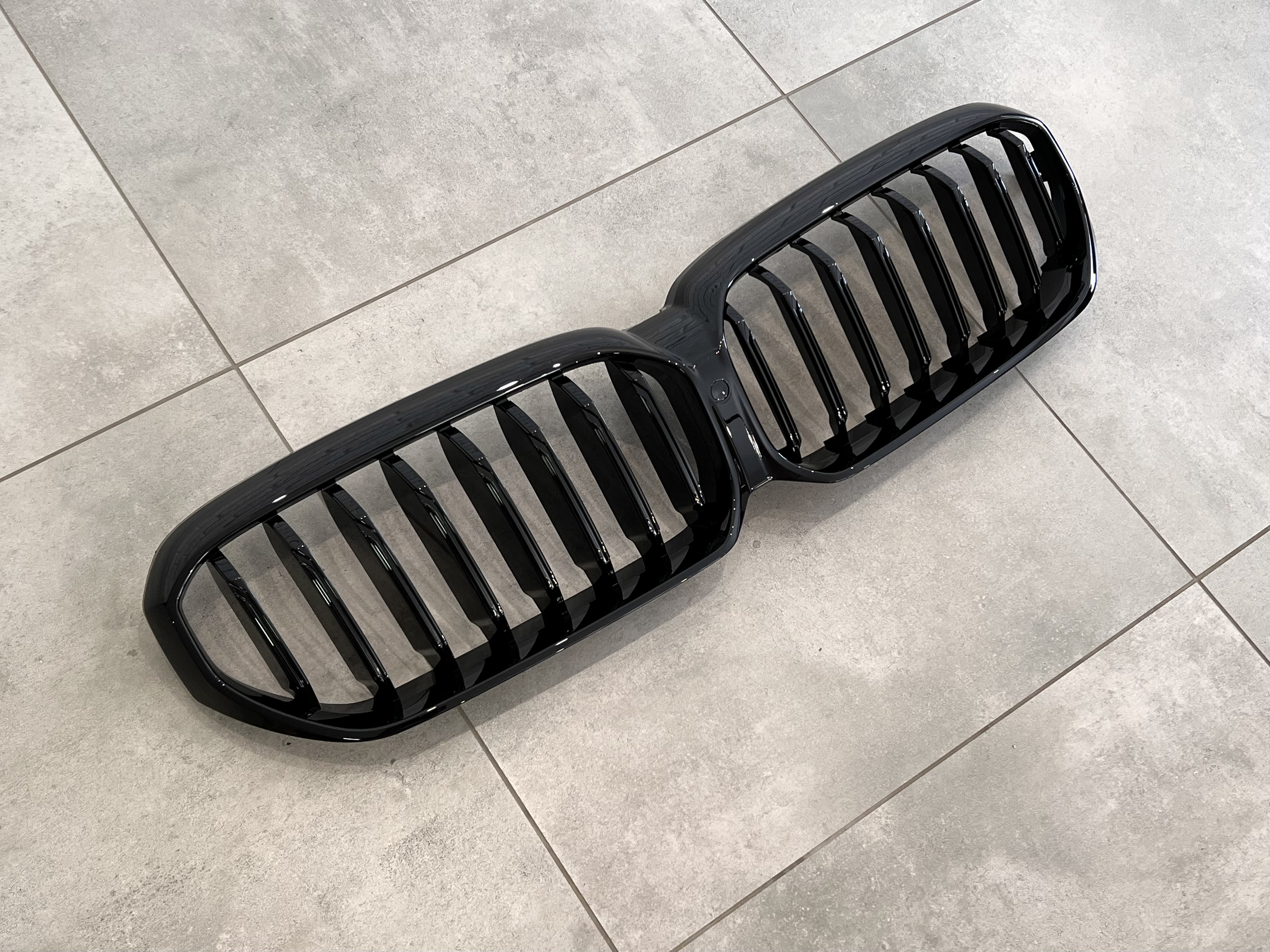 Решітка радіатора ніздрі M-Tech BMW 5 Series G30 / G31 2020+ чорний глянець 4