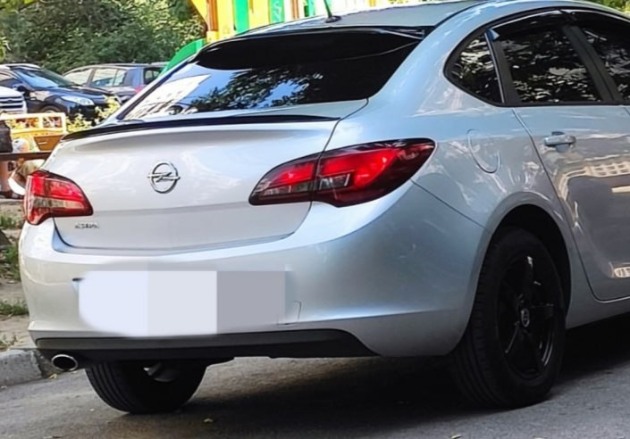 Спойлер Sedan LIP (Sunplex, чорний) (115см *5,5см)