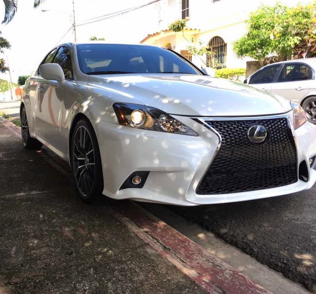 Бампер Lexus IS 2006-2012 у стилі F-SPORT 2013+ 3