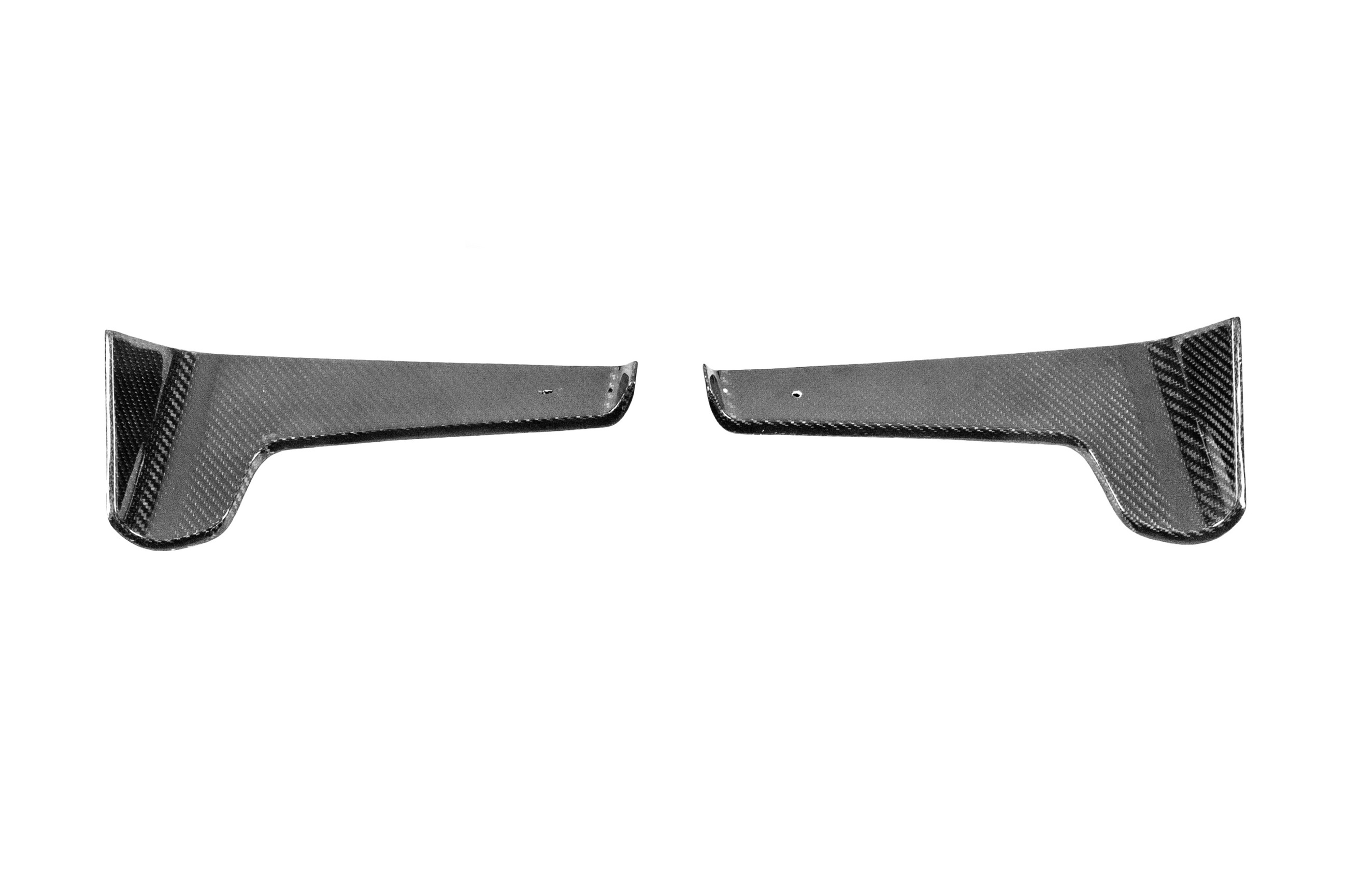 Передній бампер BRB 800 Carbon 2