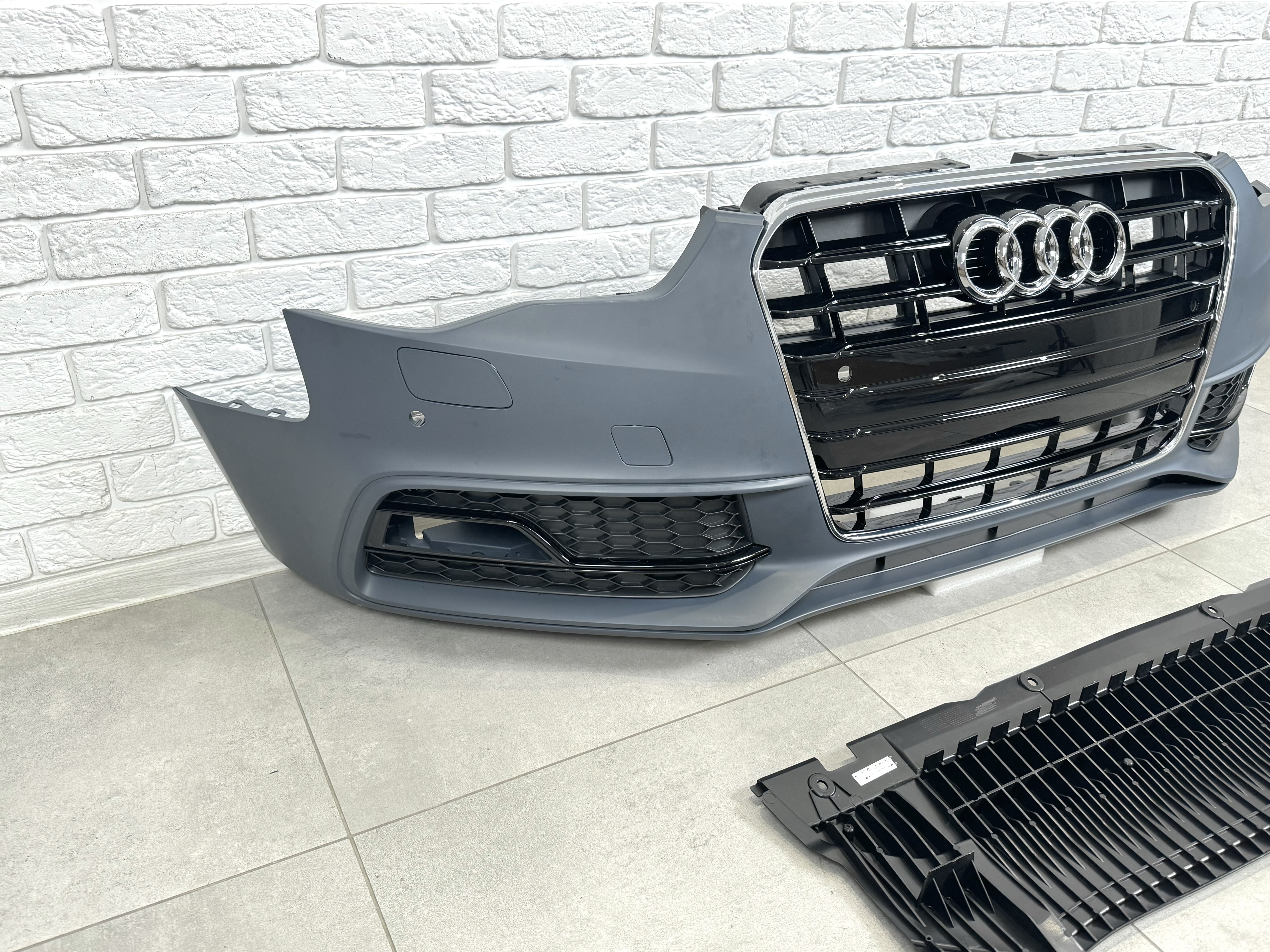 Бампер передній у зборі S-Line для Audi A5 2012-2015 6