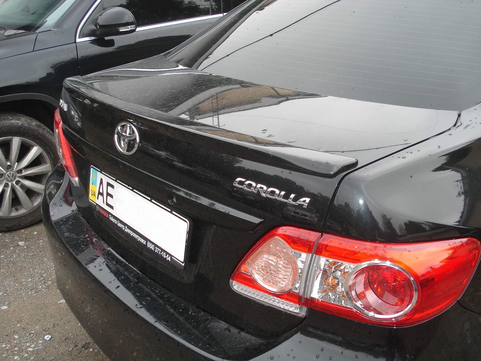 Спойлер ліп багажника Toyota Corolla 2007-2012 склопластик під фарбування 2