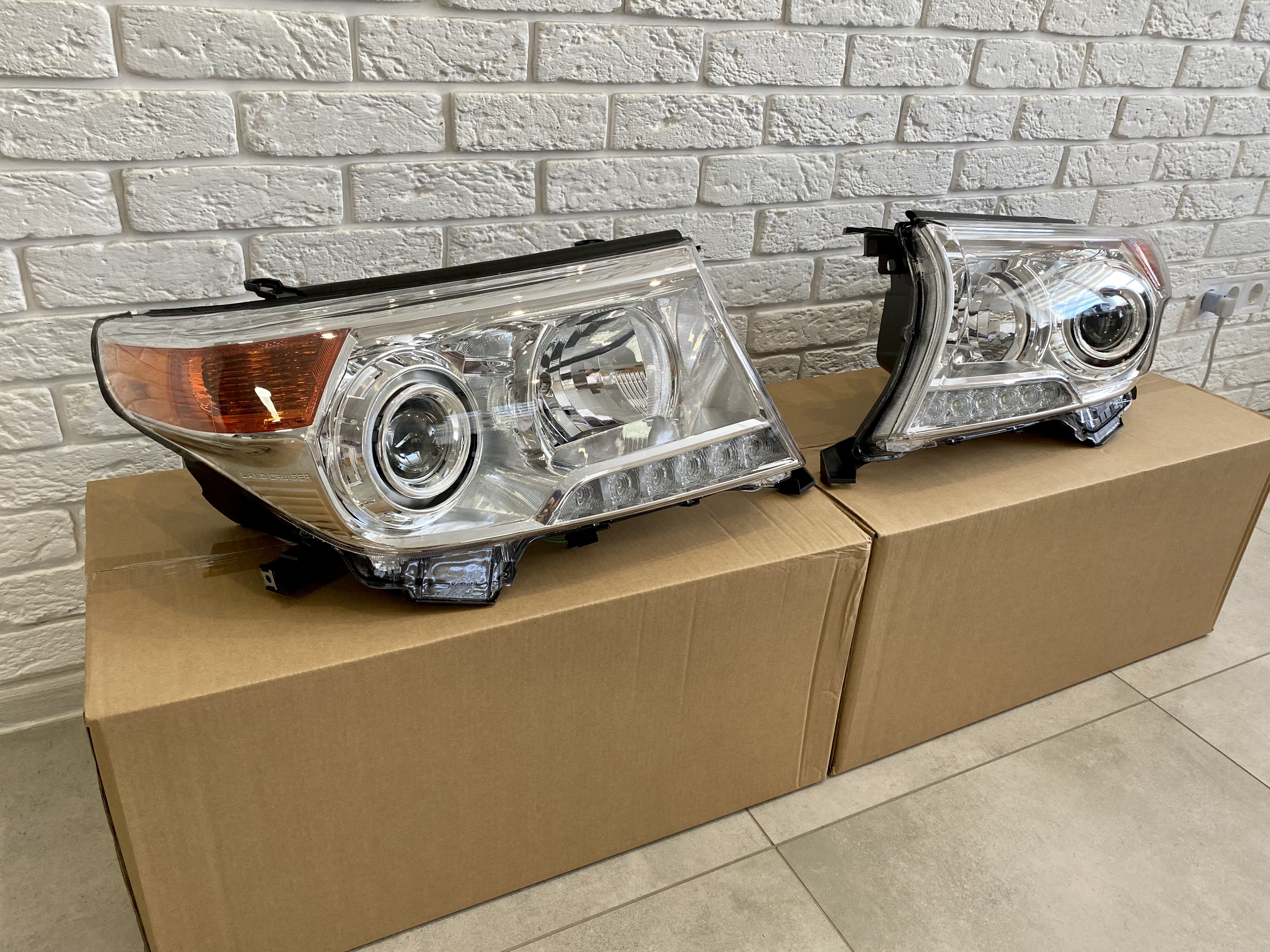 Фари рестайлінг Toyota Land Cruiser 200 2007-2015 хром 2шт. 5