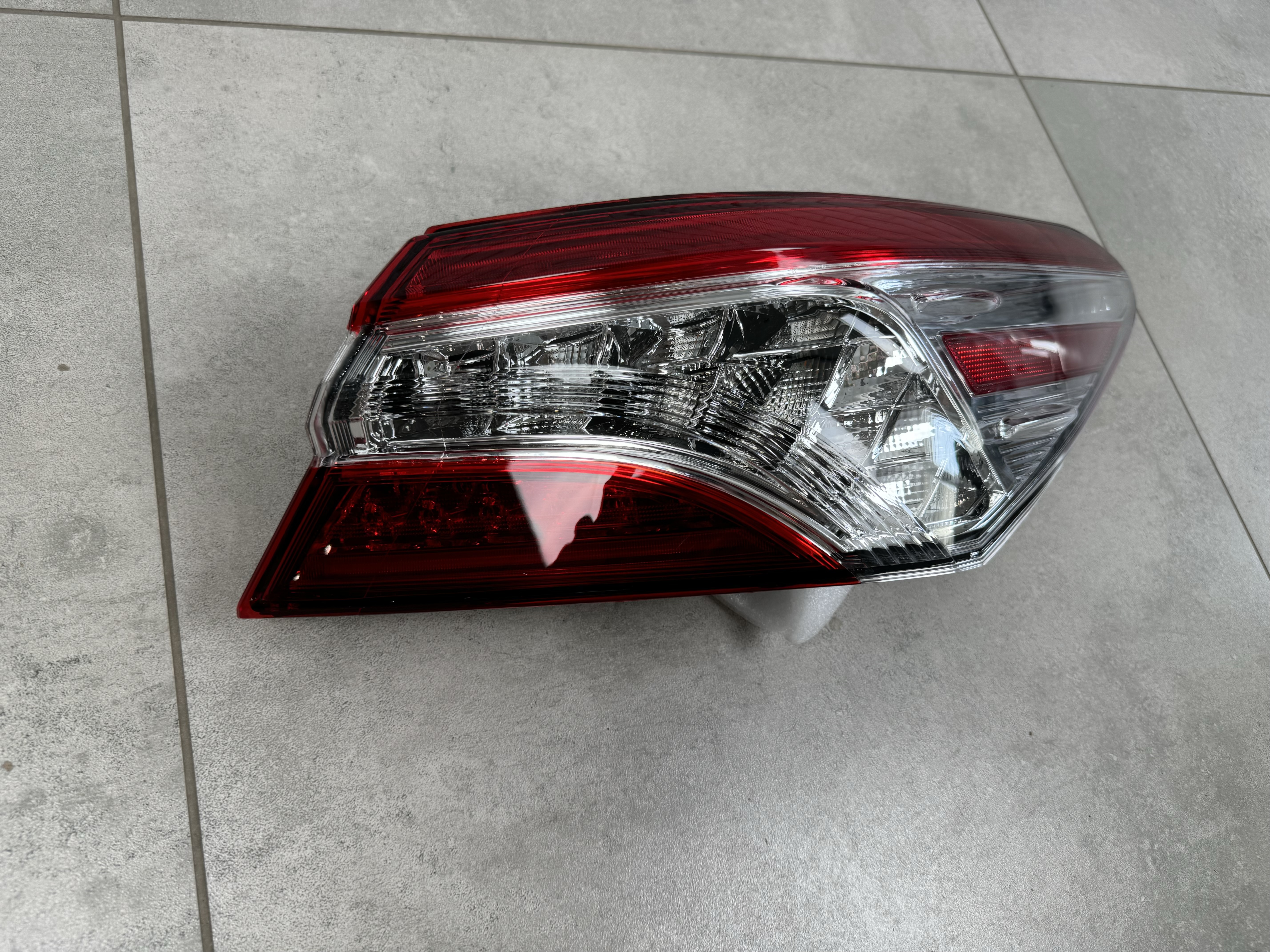 Задній ліхтар зовнішній правий FULL LED Toyota Camry 70 USA XLE XSE 2017-2020 1шт. 6