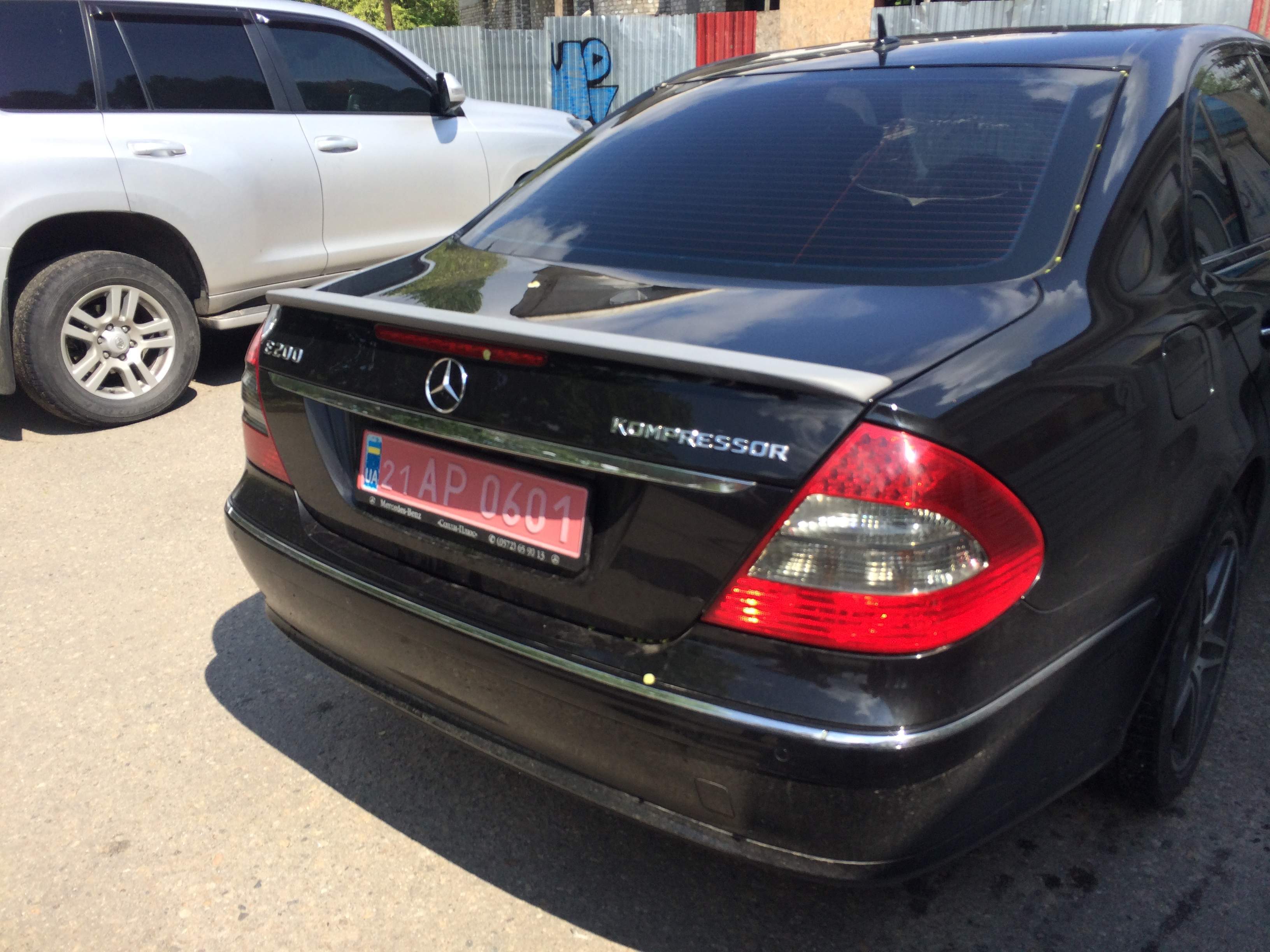 Спойлер ліп багажника Mercedes-Benz E class W211 2003-2009 ABS пластик під фарбування 2